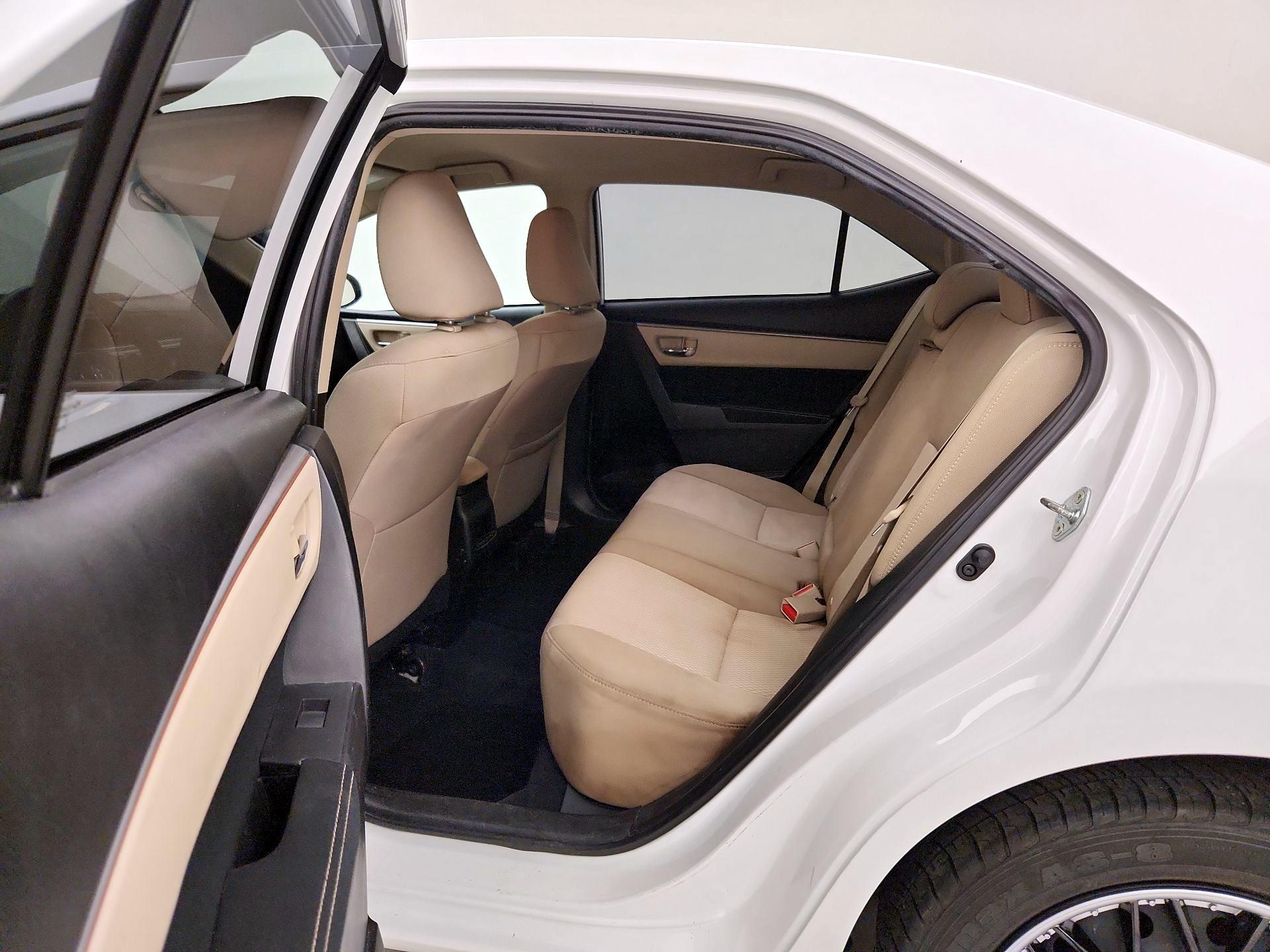 Thumbnail: 2015 Toyota Corolla - 19
