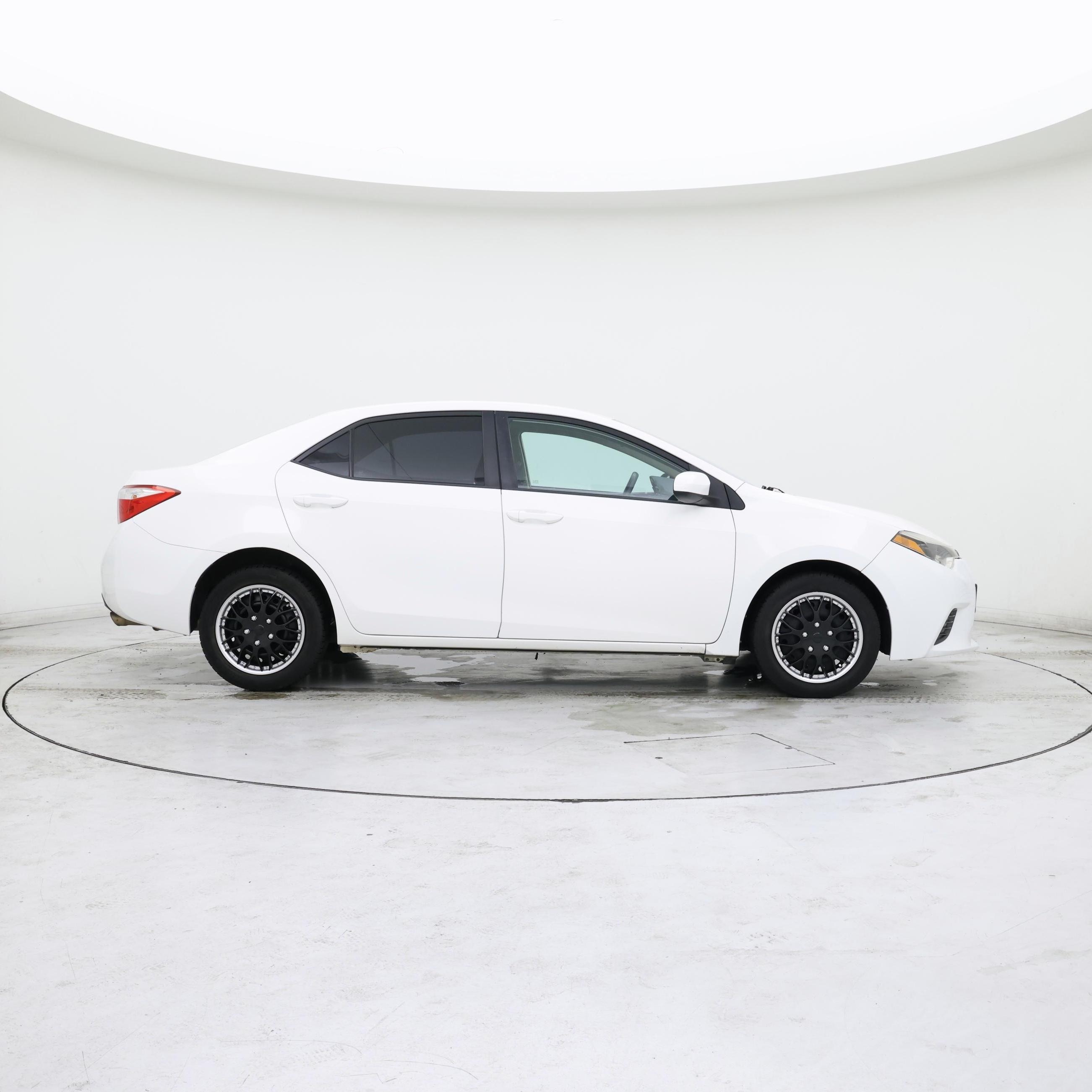 Thumbnail: 2015 Toyota Corolla - 7