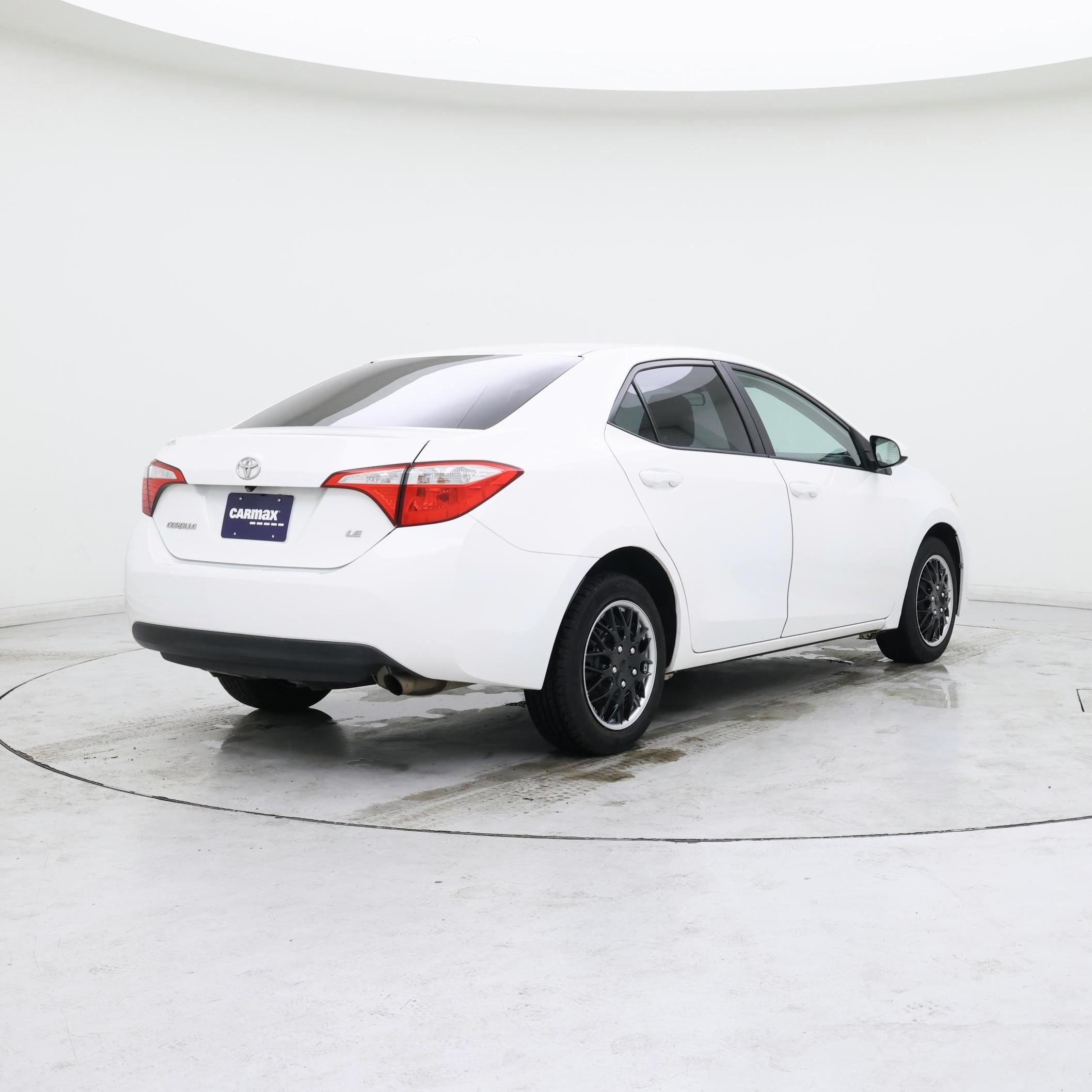 Thumbnail: 2015 Toyota Corolla - 8