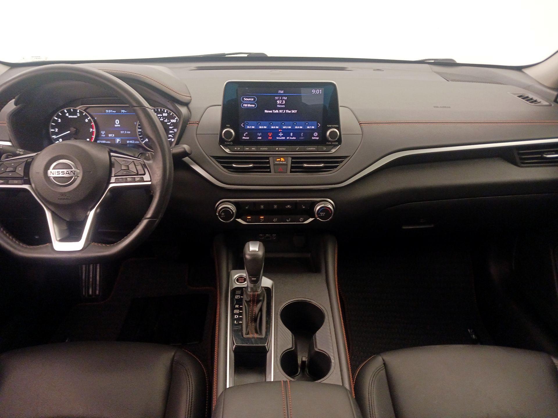 Thumbnail: 2019 Nissan Altima - 9