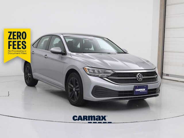 Silver 2022 Volkswagen Jetta Sedan Front-Wheel Drive Automatic