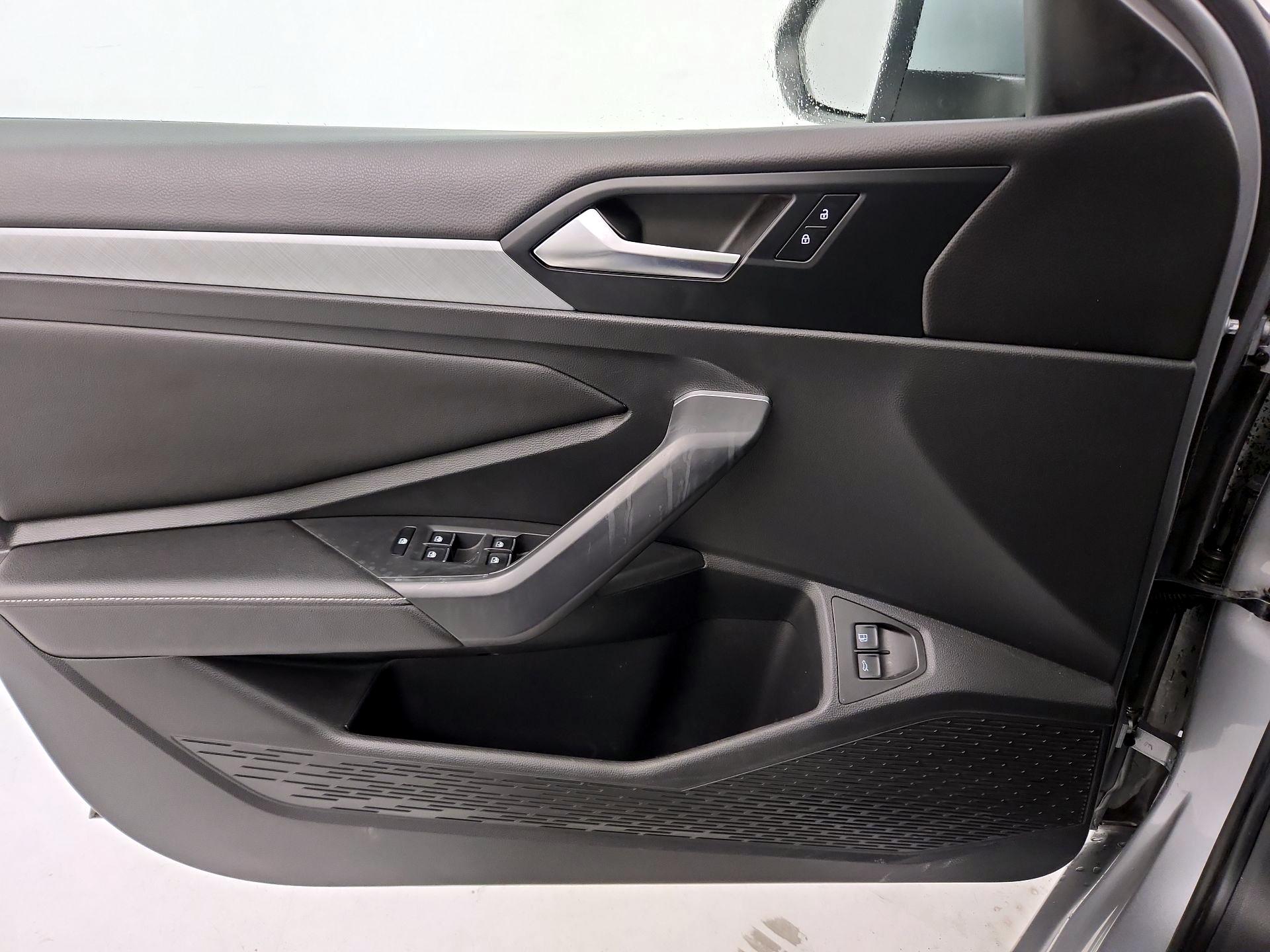 Thumbnail: 2022 Volkswagen Jetta - 12