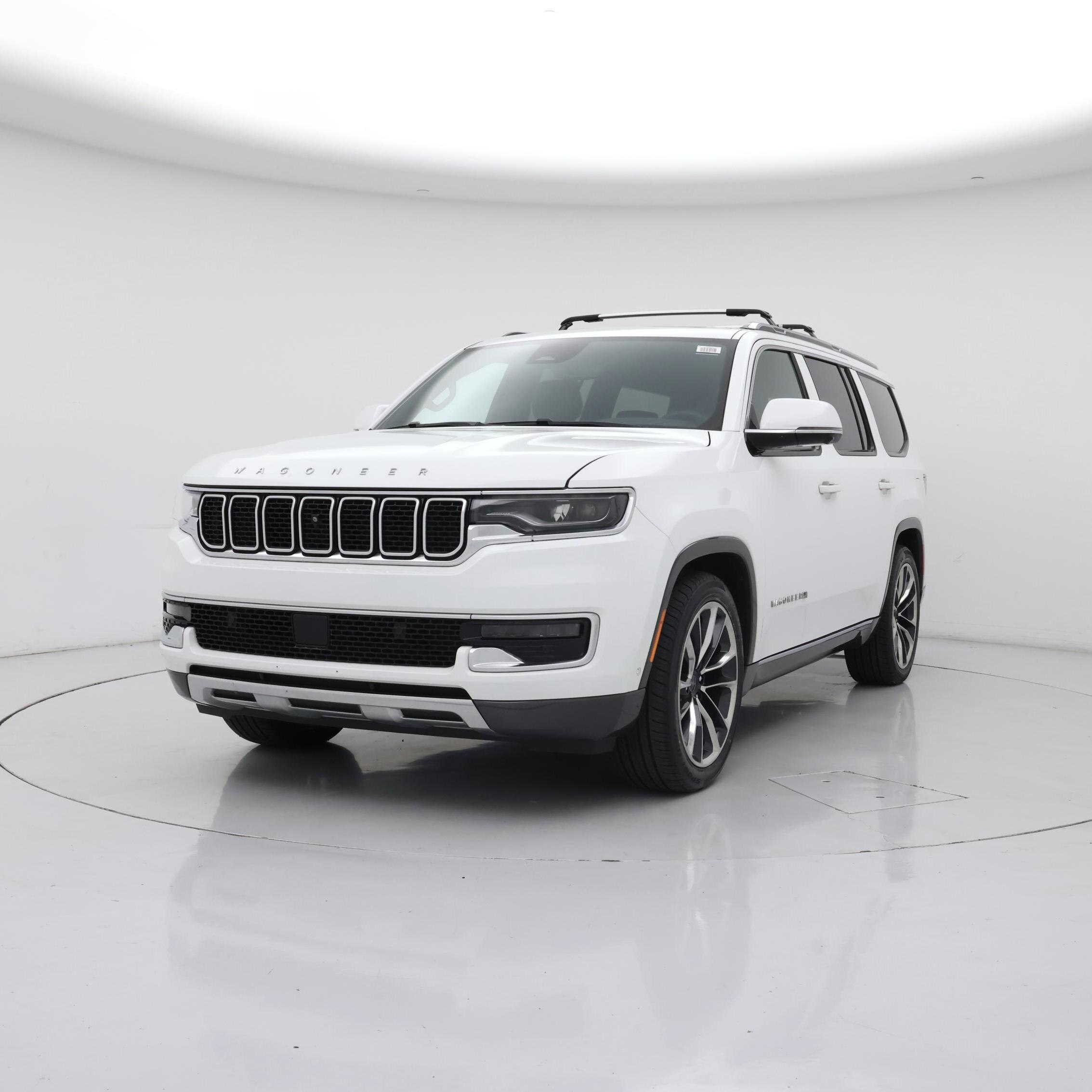 Thumbnail: 2022 Jeep Wagoneer - 4