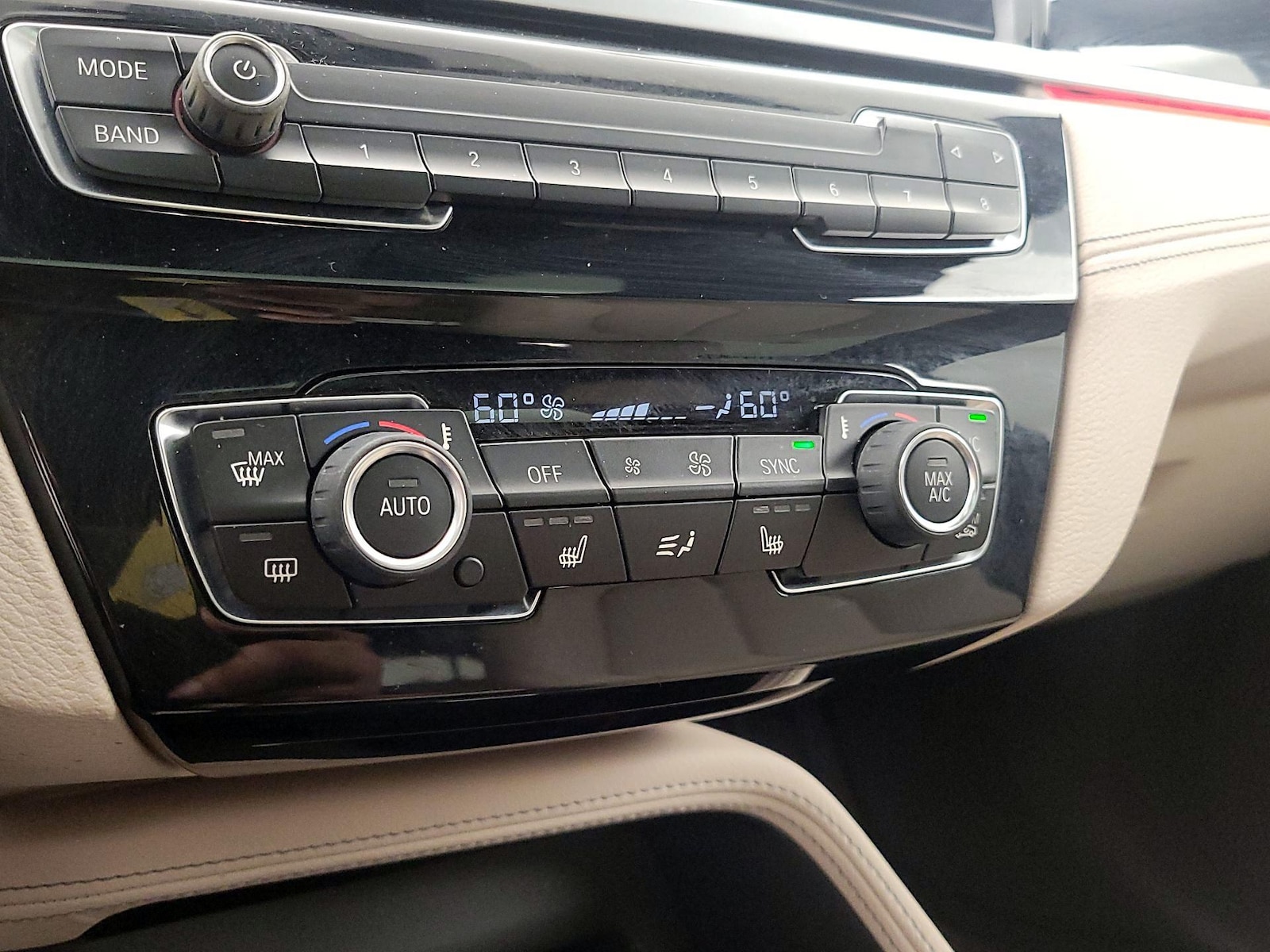 2020 BMW X1 28i - Photo 18