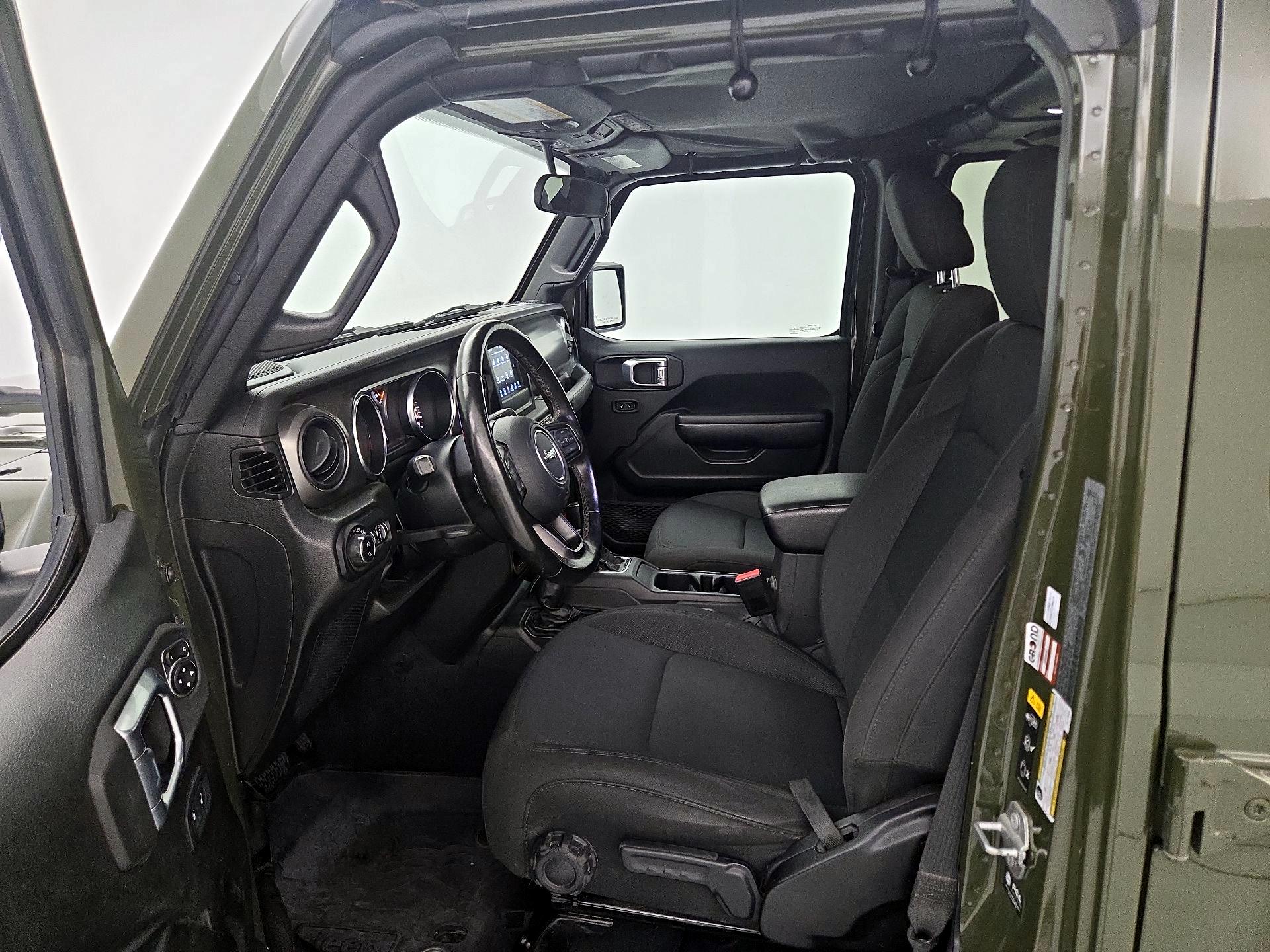 Thumbnail: 2022 Jeep Gladiator - 11