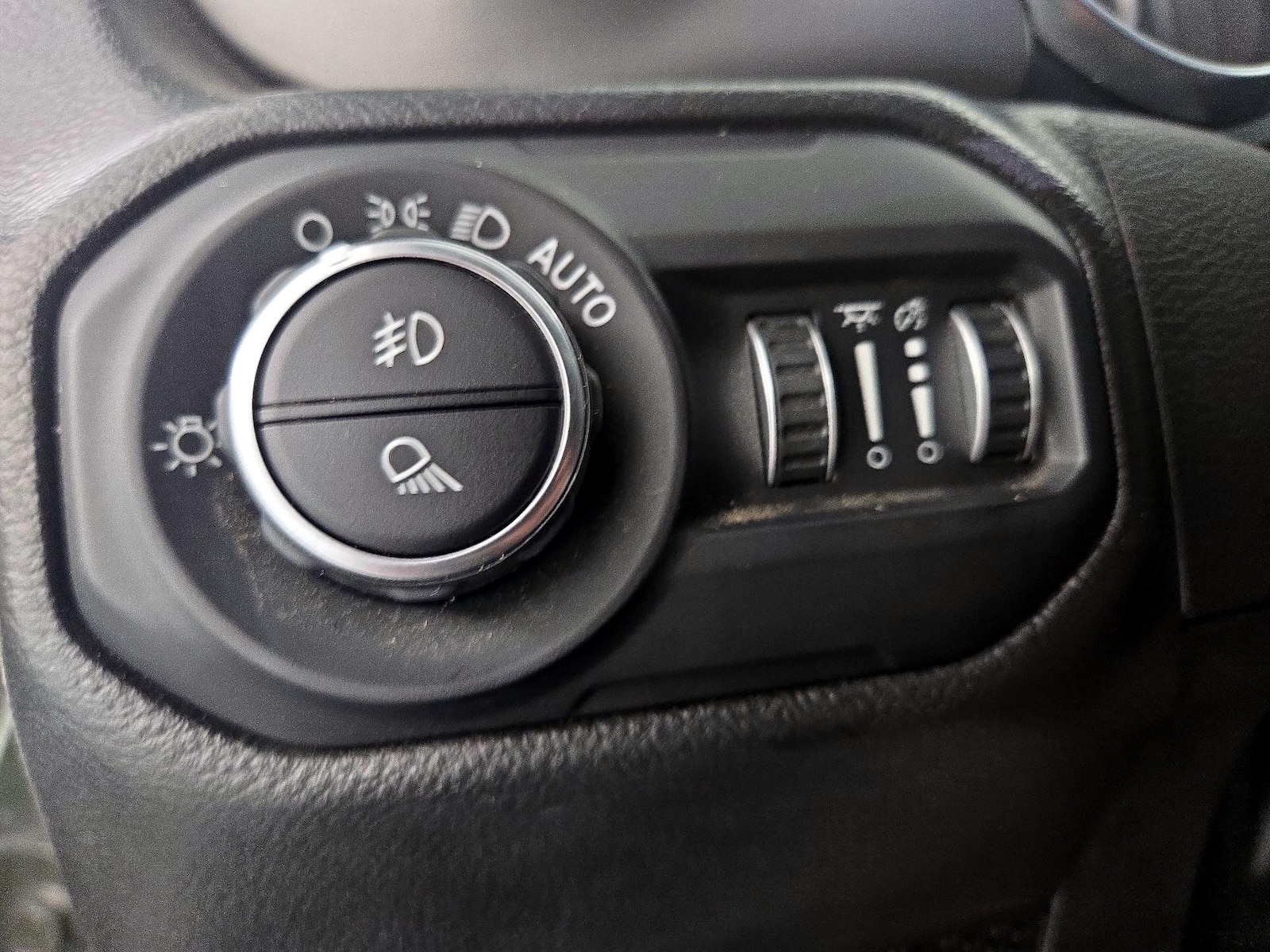 2022 Jeep Gladiator Sport S - Photo 14