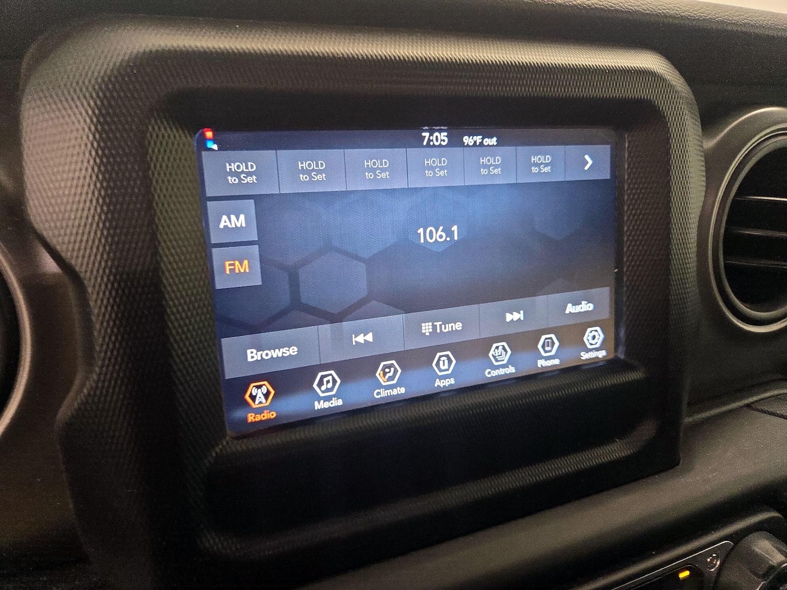 2022 Jeep Gladiator Sport S - Photo 16