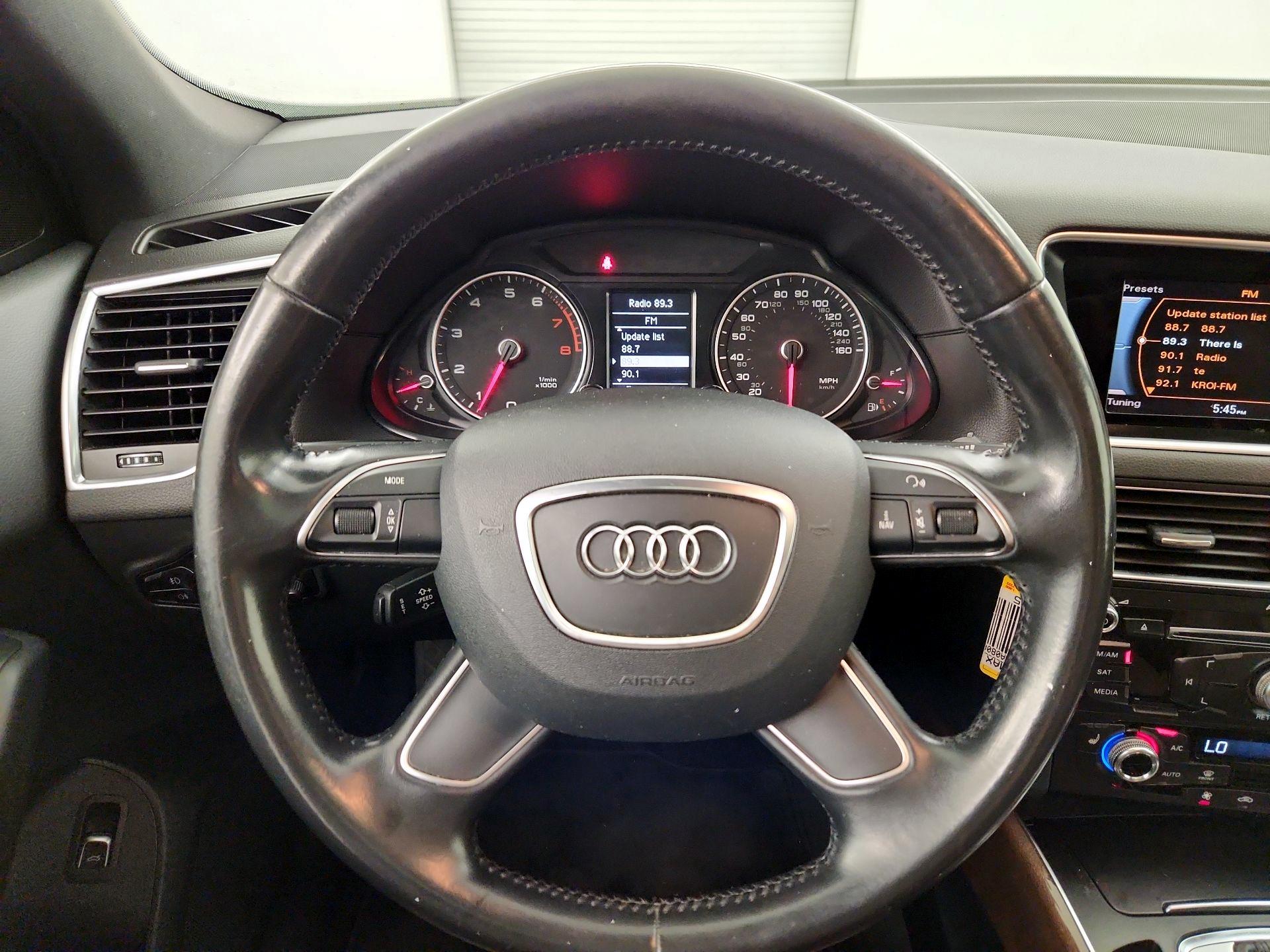 Thumbnail: 2016 Audi Q5 - 10