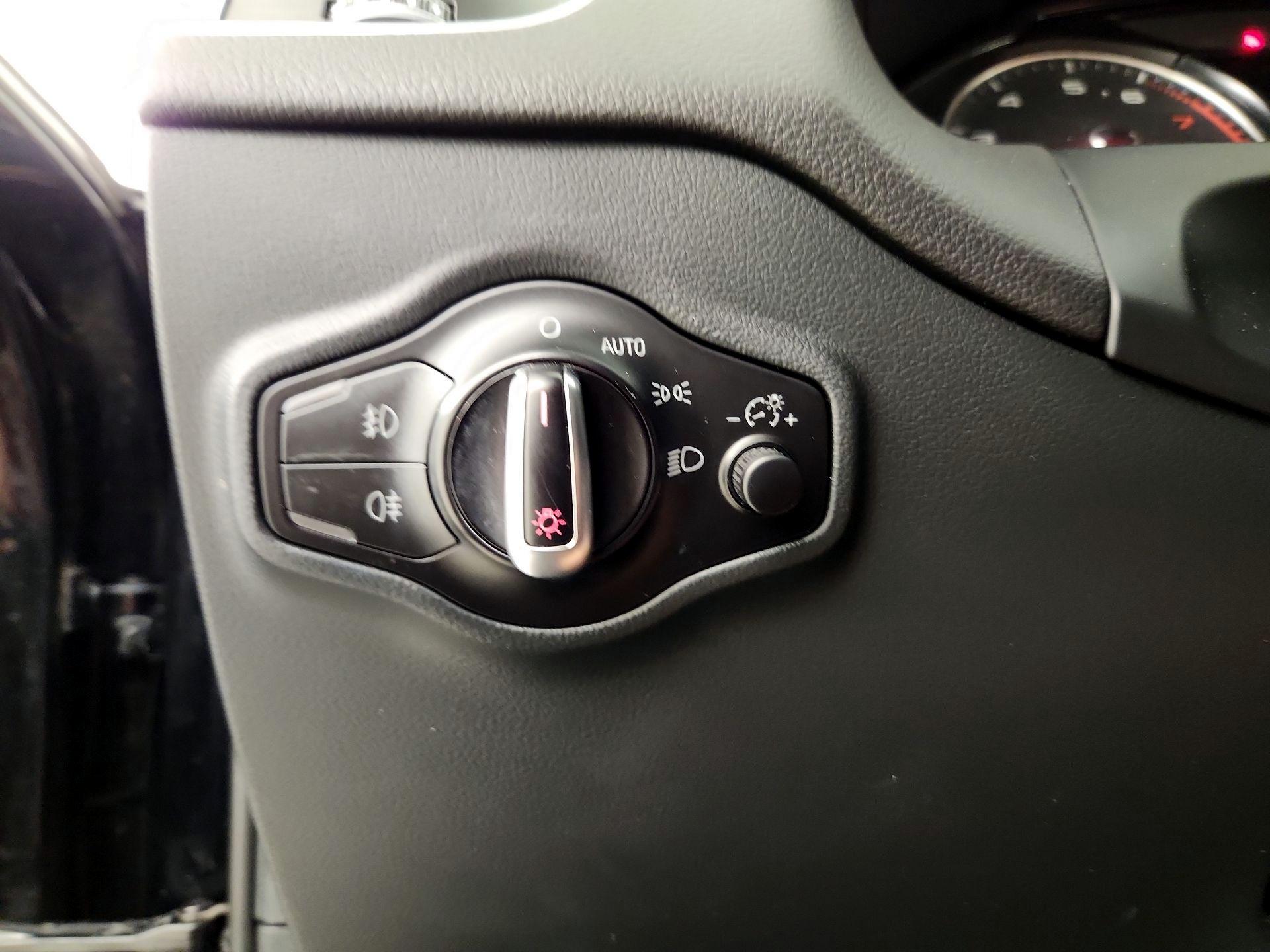 Thumbnail: 2016 Audi Q5 - 13