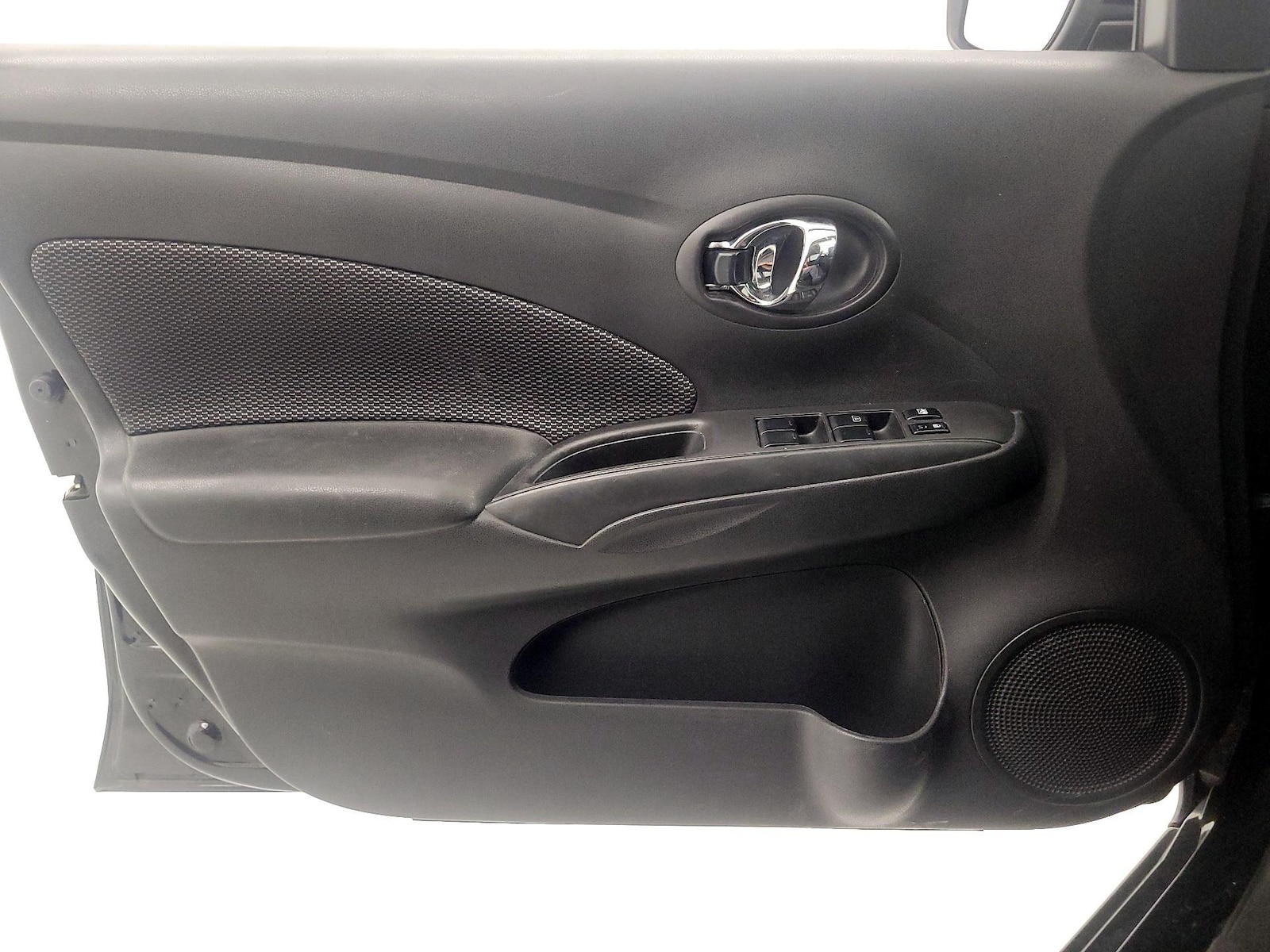 2018 Nissan Versa Sedan SV - Photo 13