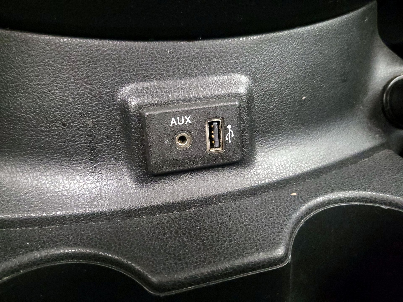 2018 Nissan Versa Sedan SV - Photo 18