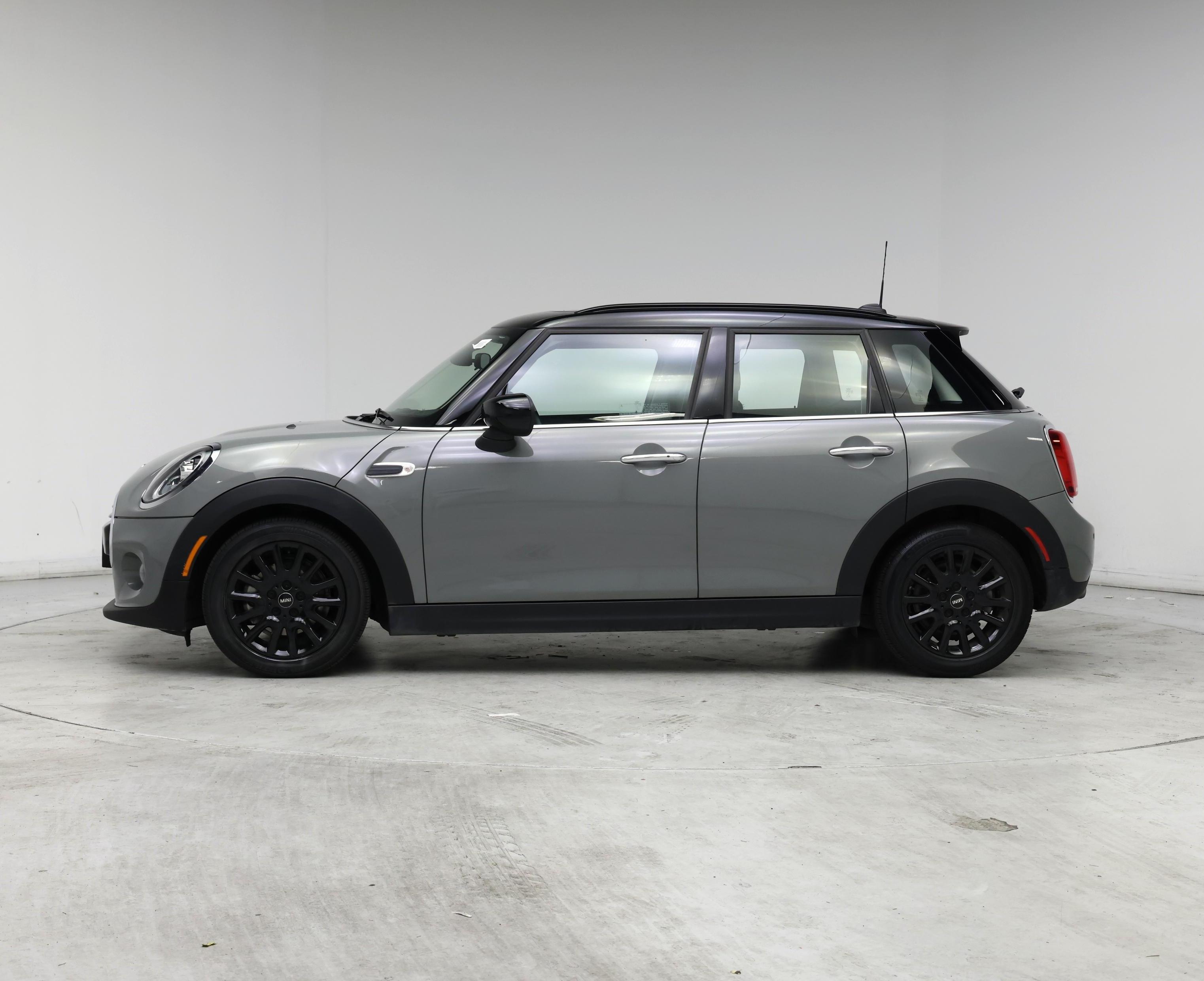 Thumbnail: 2021 MINI Cooper Hardtop - 3
