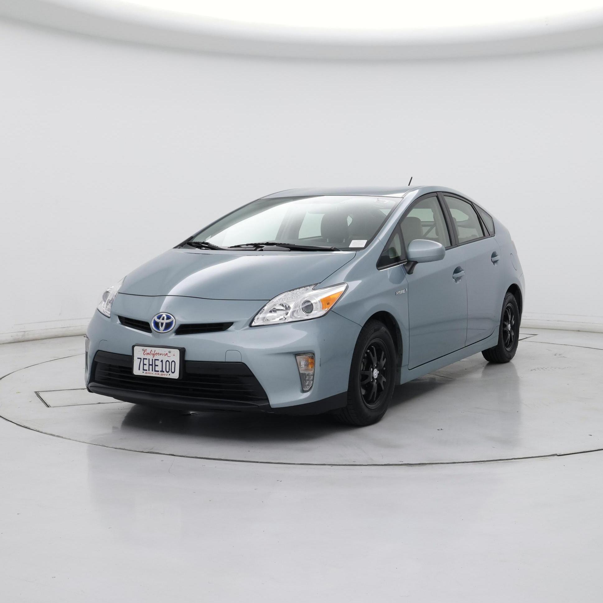 Thumbnail: 2014 Toyota Prius - 4