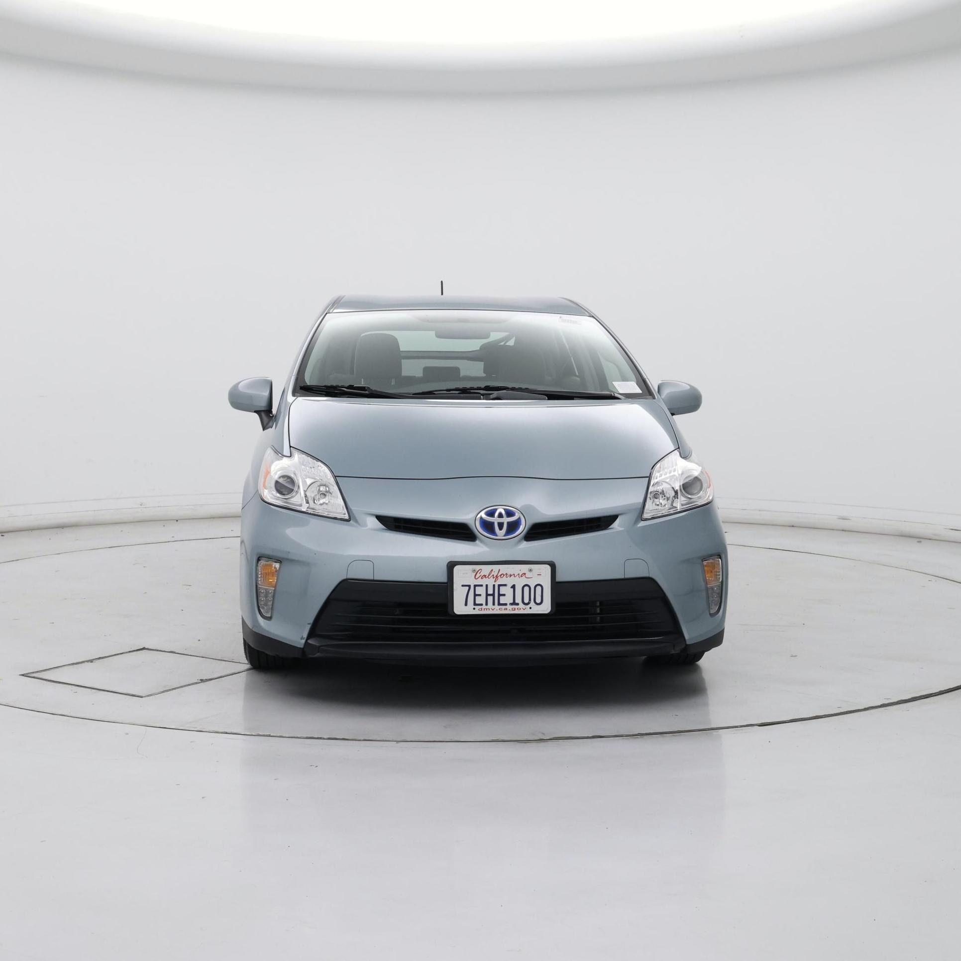 Thumbnail: 2014 Toyota Prius - 5