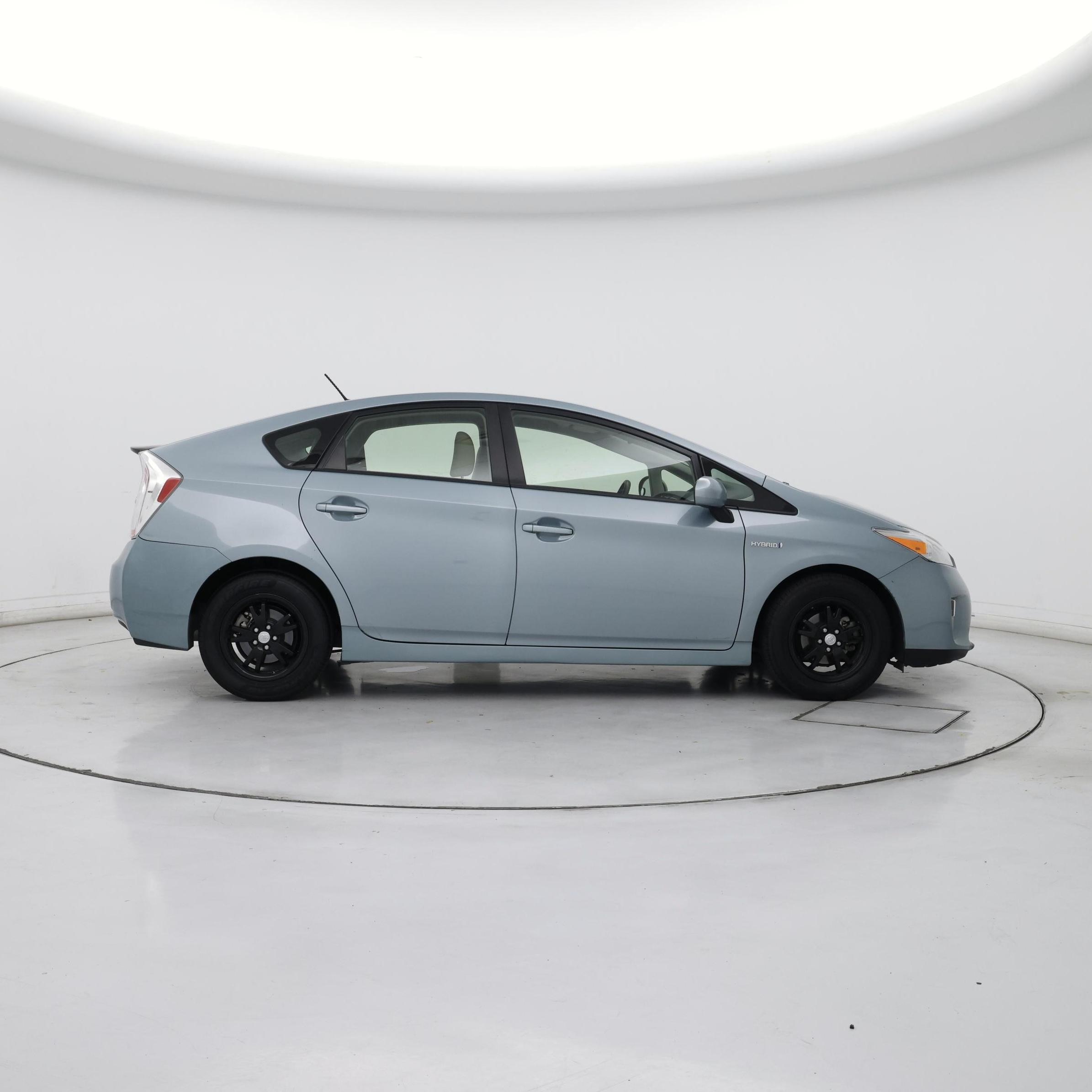 Thumbnail: 2014 Toyota Prius - 7