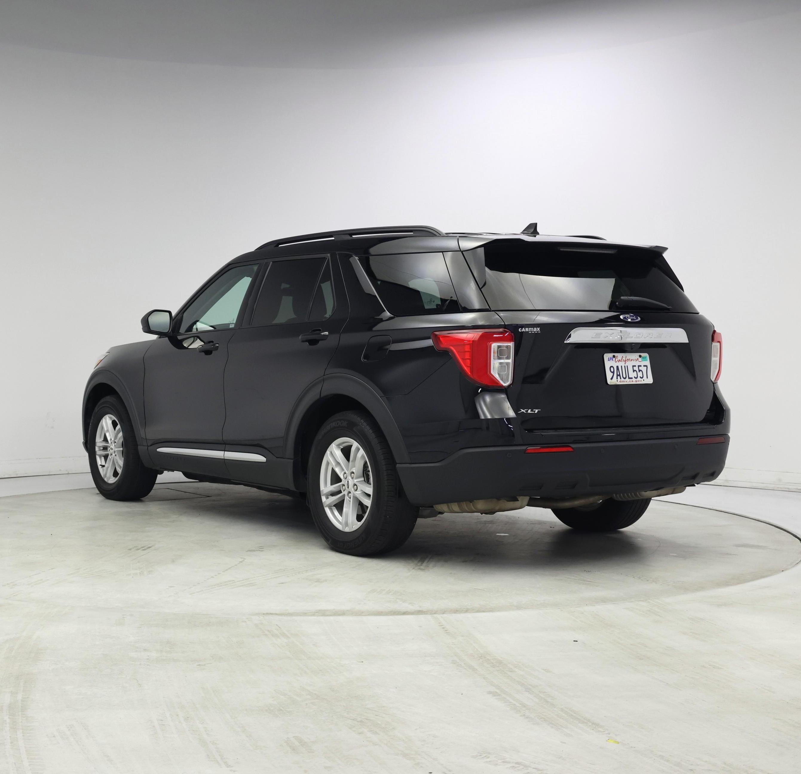 Thumbnail: 2022 Ford Explorer - 2