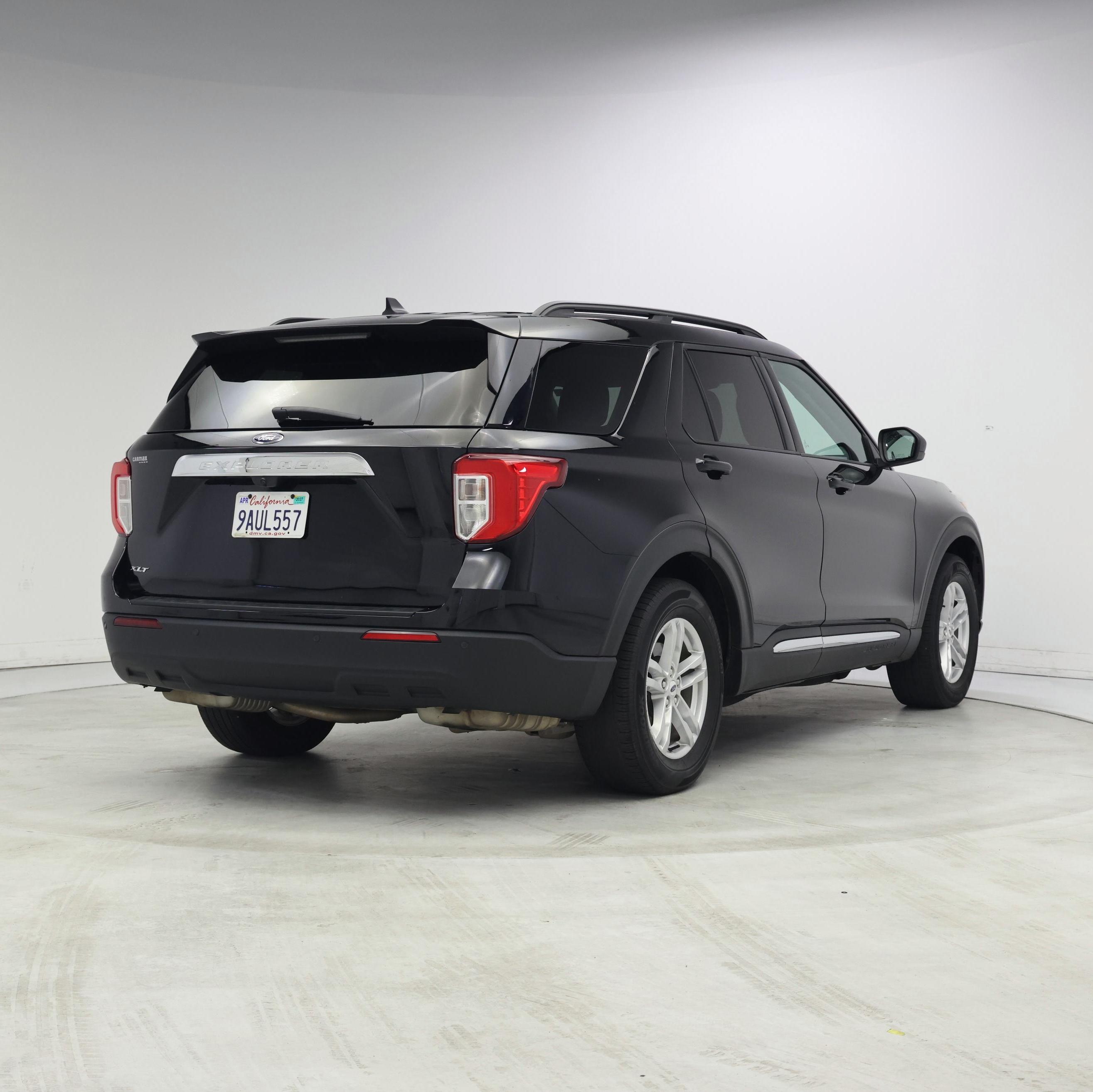 Thumbnail: 2022 Ford Explorer - 8