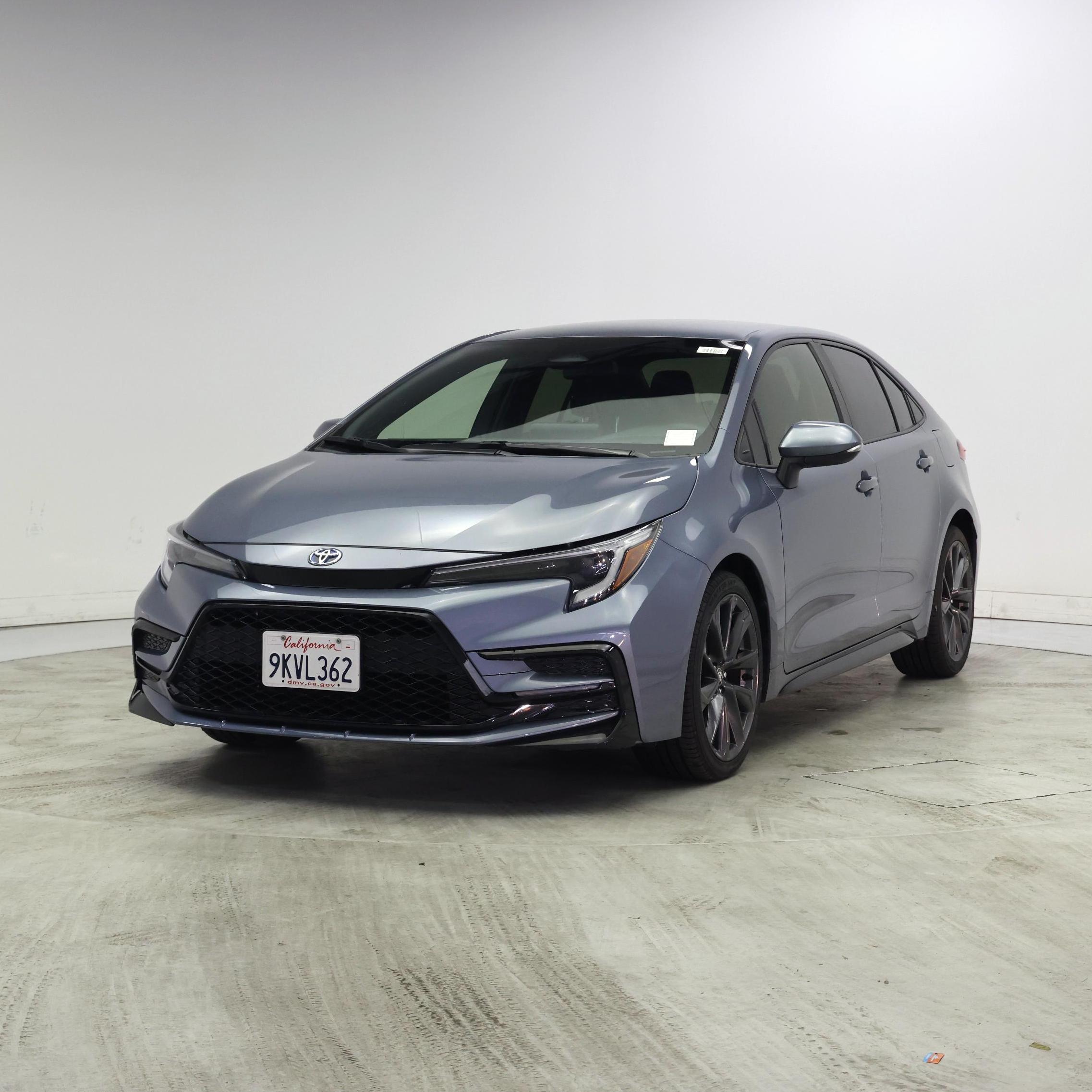 Thumbnail: 2024 Toyota Corolla - 4