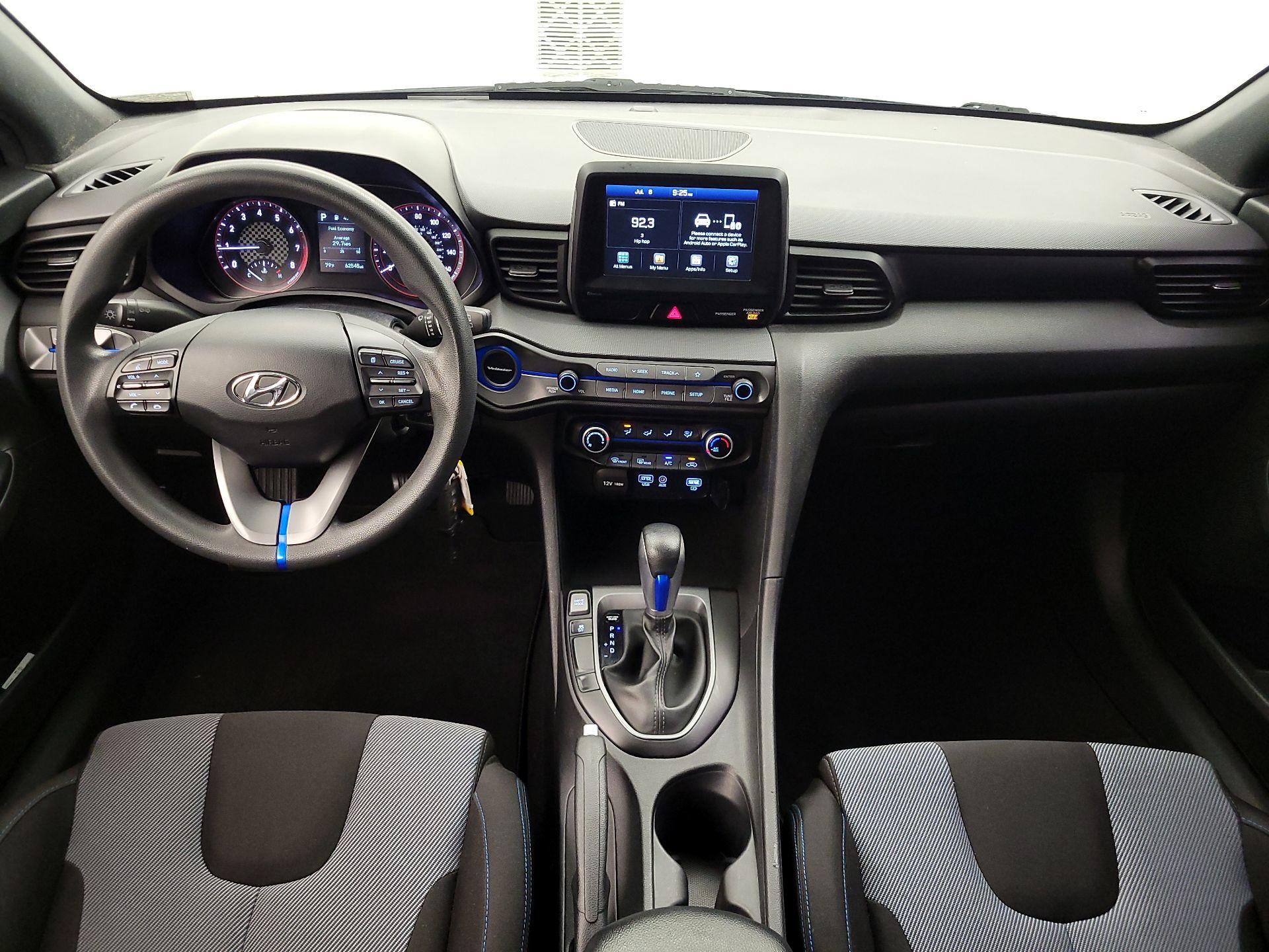 Thumbnail: 2019 Hyundai Veloster - 9