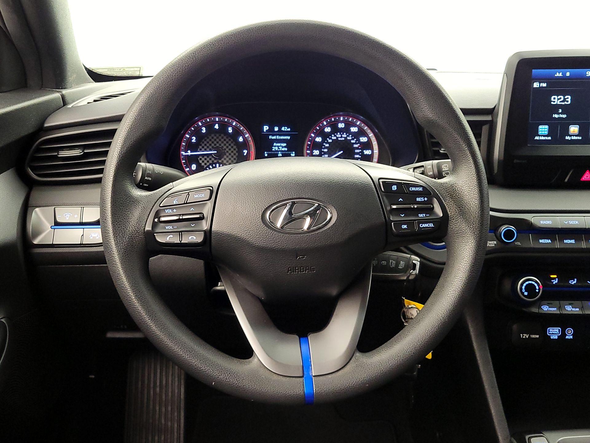 Thumbnail: 2019 Hyundai Veloster - 10