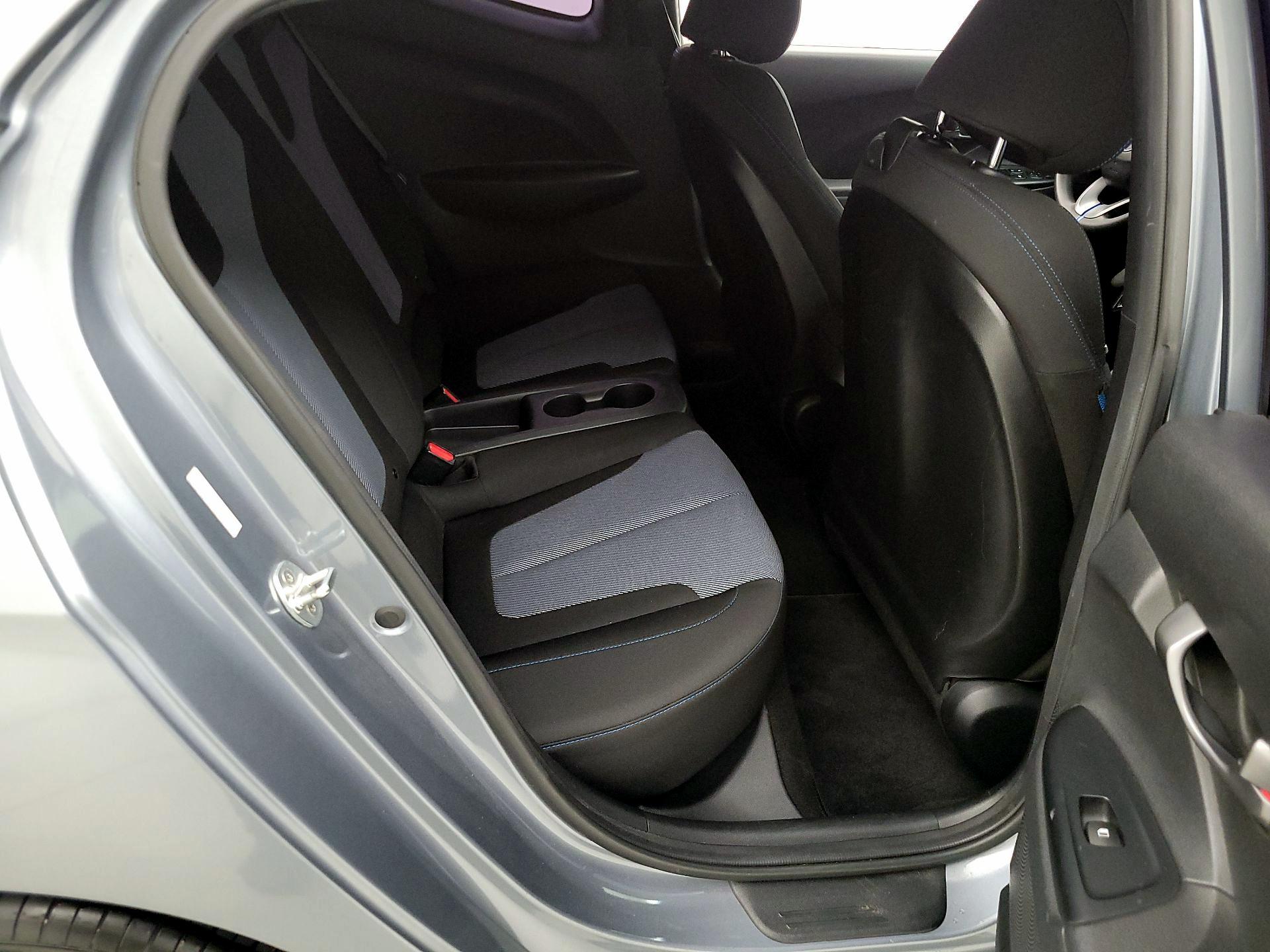 Thumbnail: 2019 Hyundai Veloster - 19