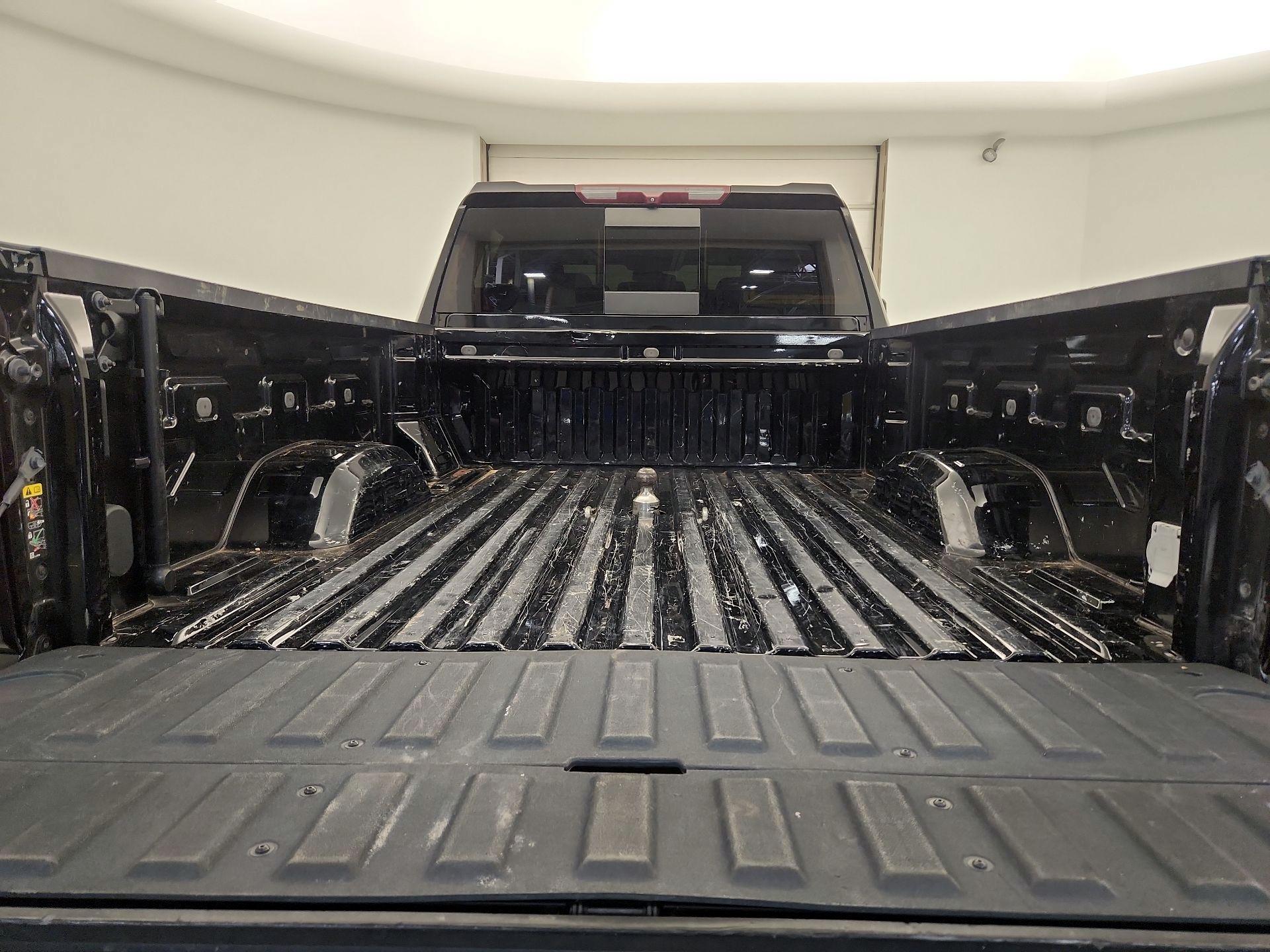 Thumbnail: 2022 GMC Sierra 2500 - 20