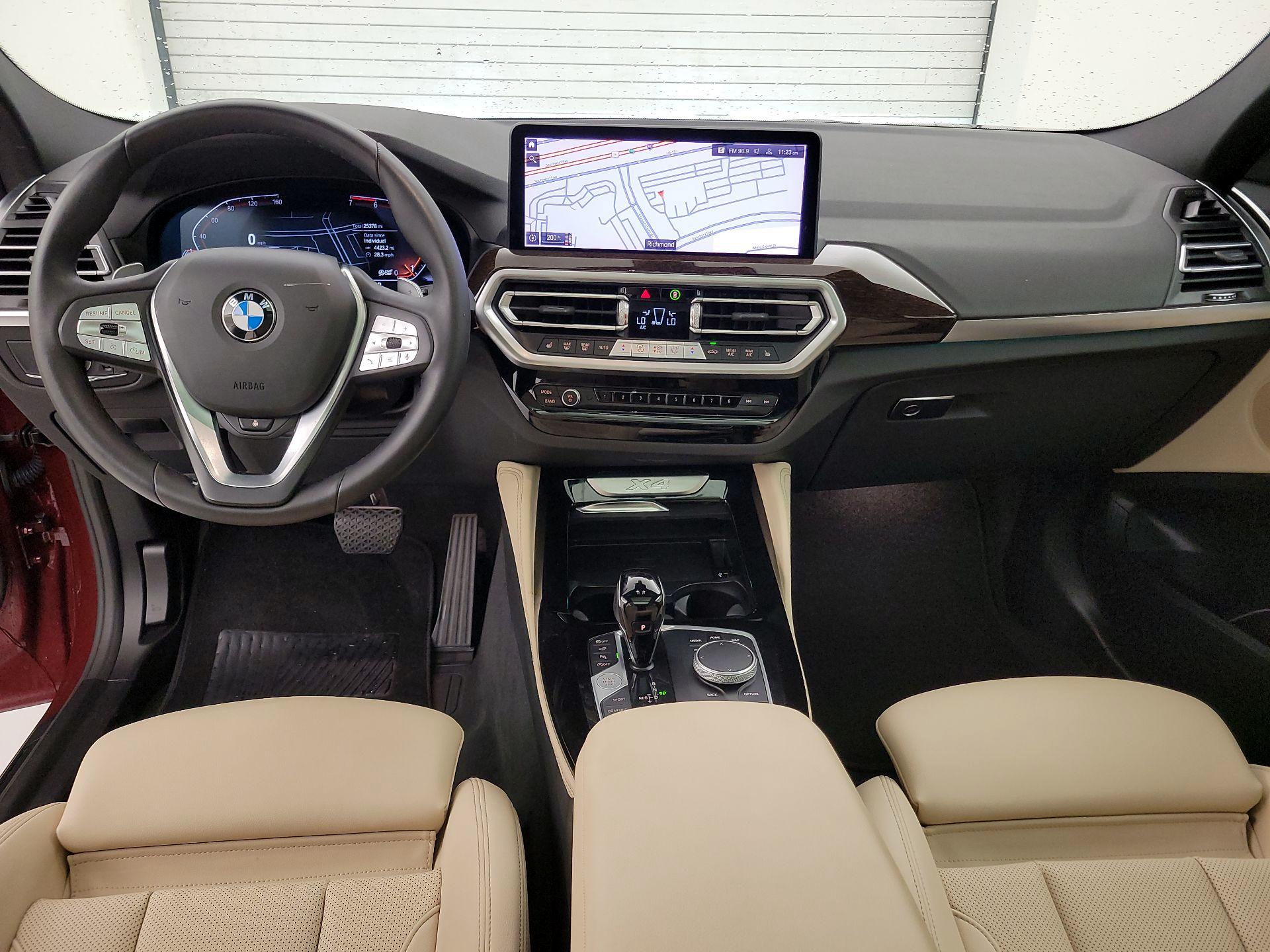 Thumbnail: 2025 BMW X4 - 9