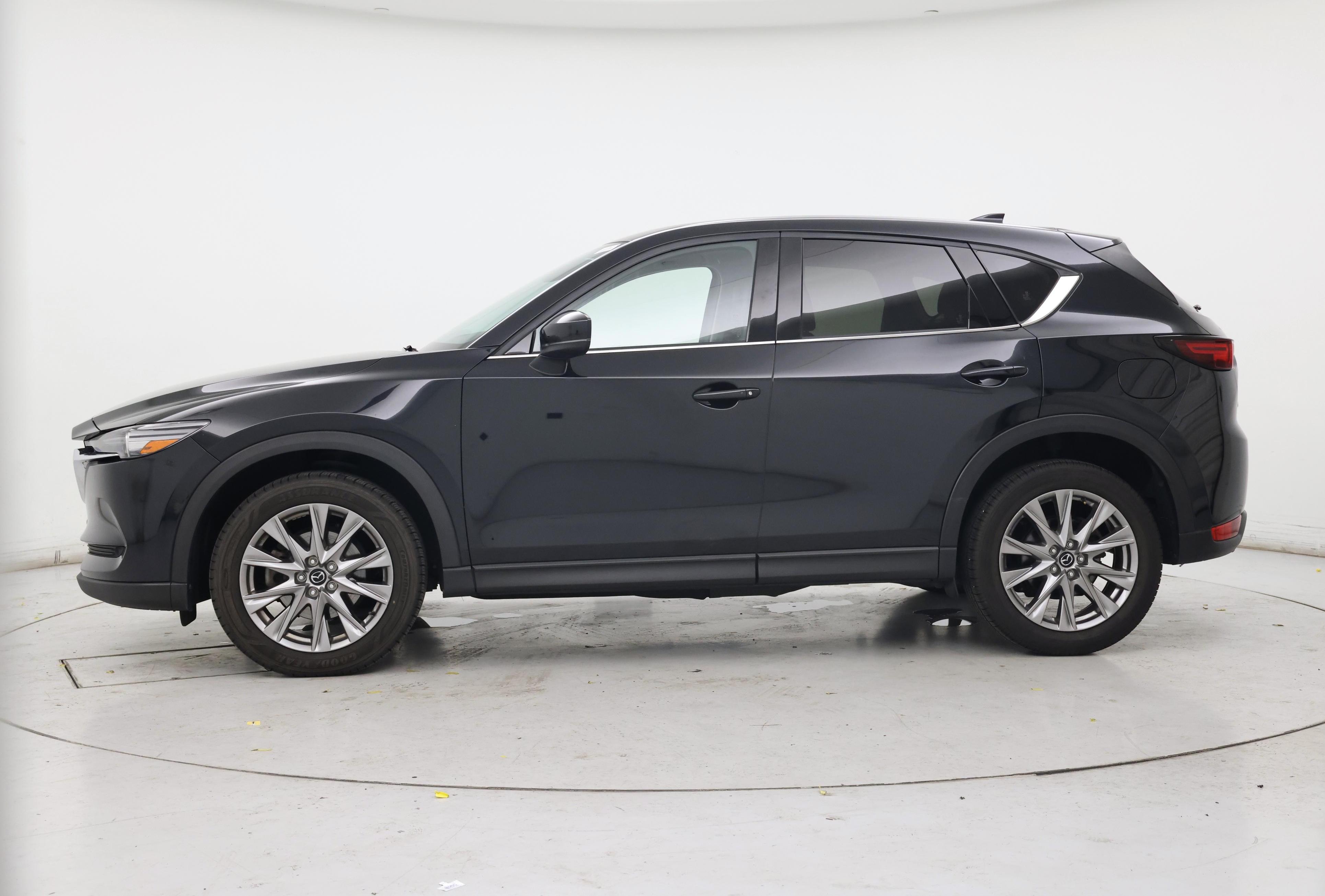Thumbnail: 2021 Mazda CX-5 - 3