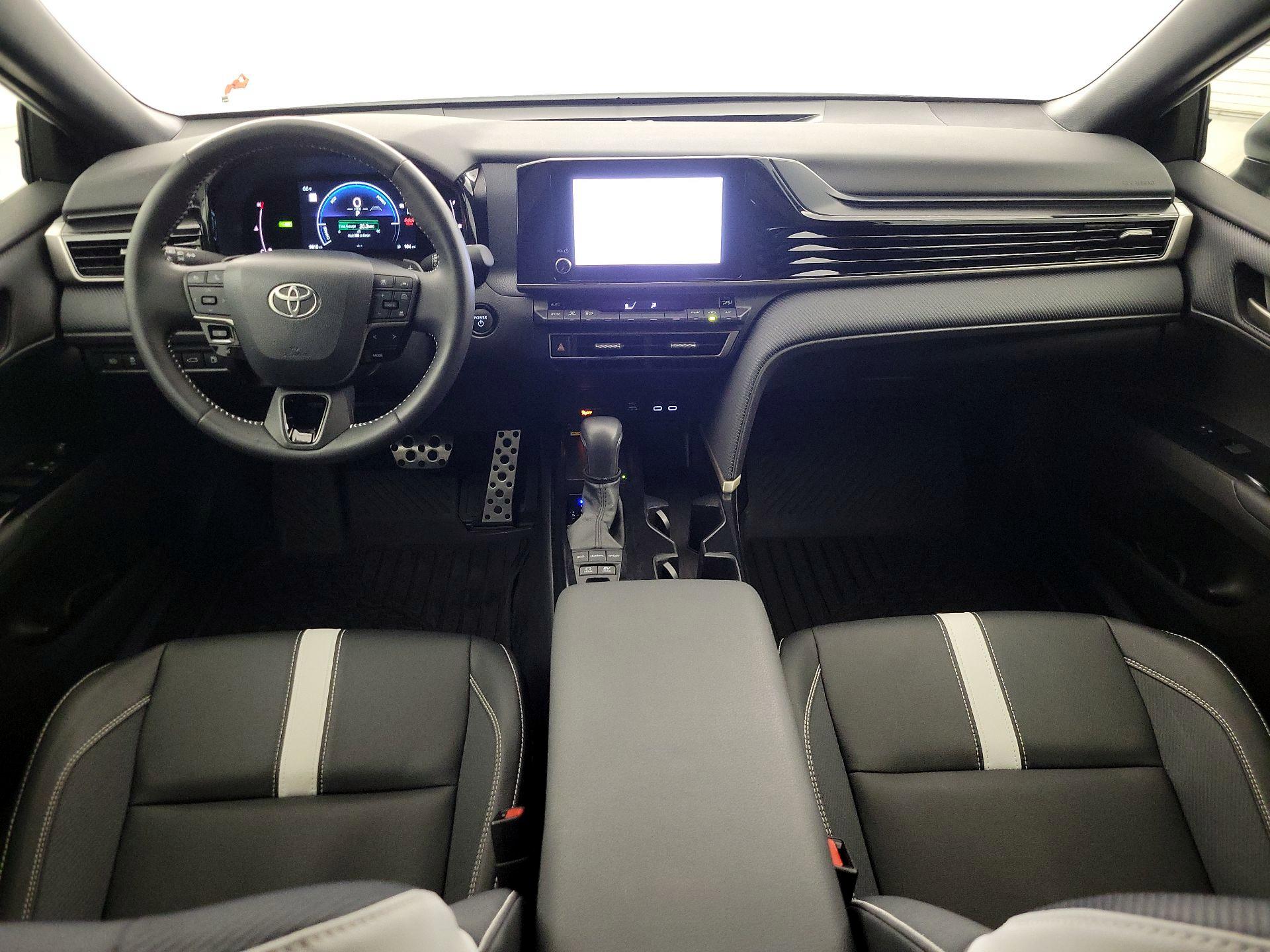Thumbnail: 2025 Toyota Camry - 9