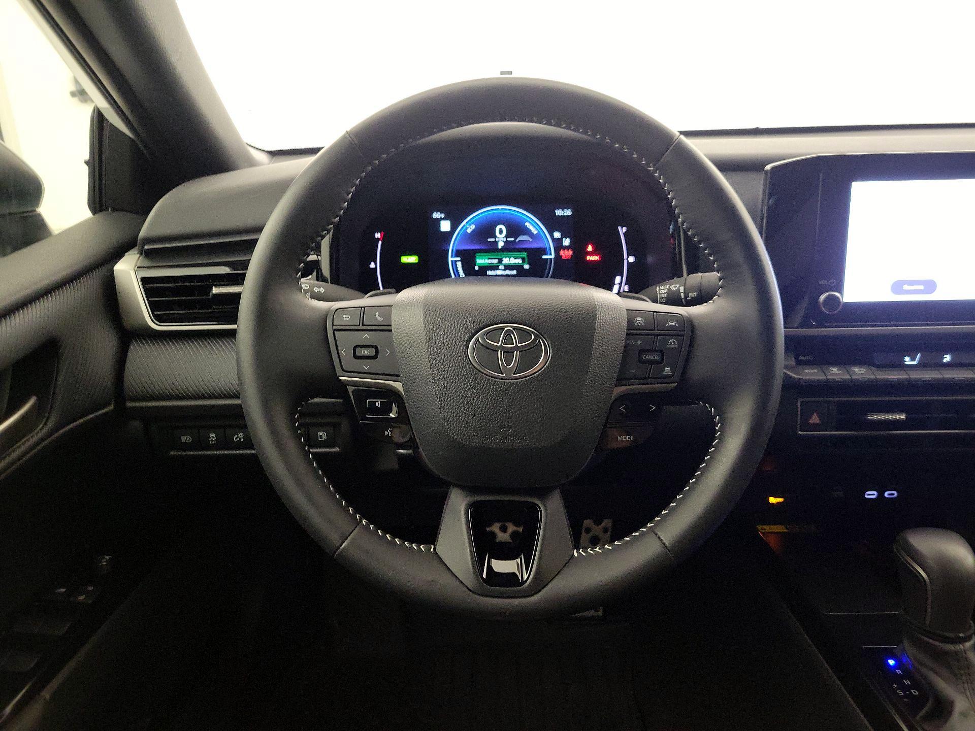 Thumbnail: 2025 Toyota Camry - 10