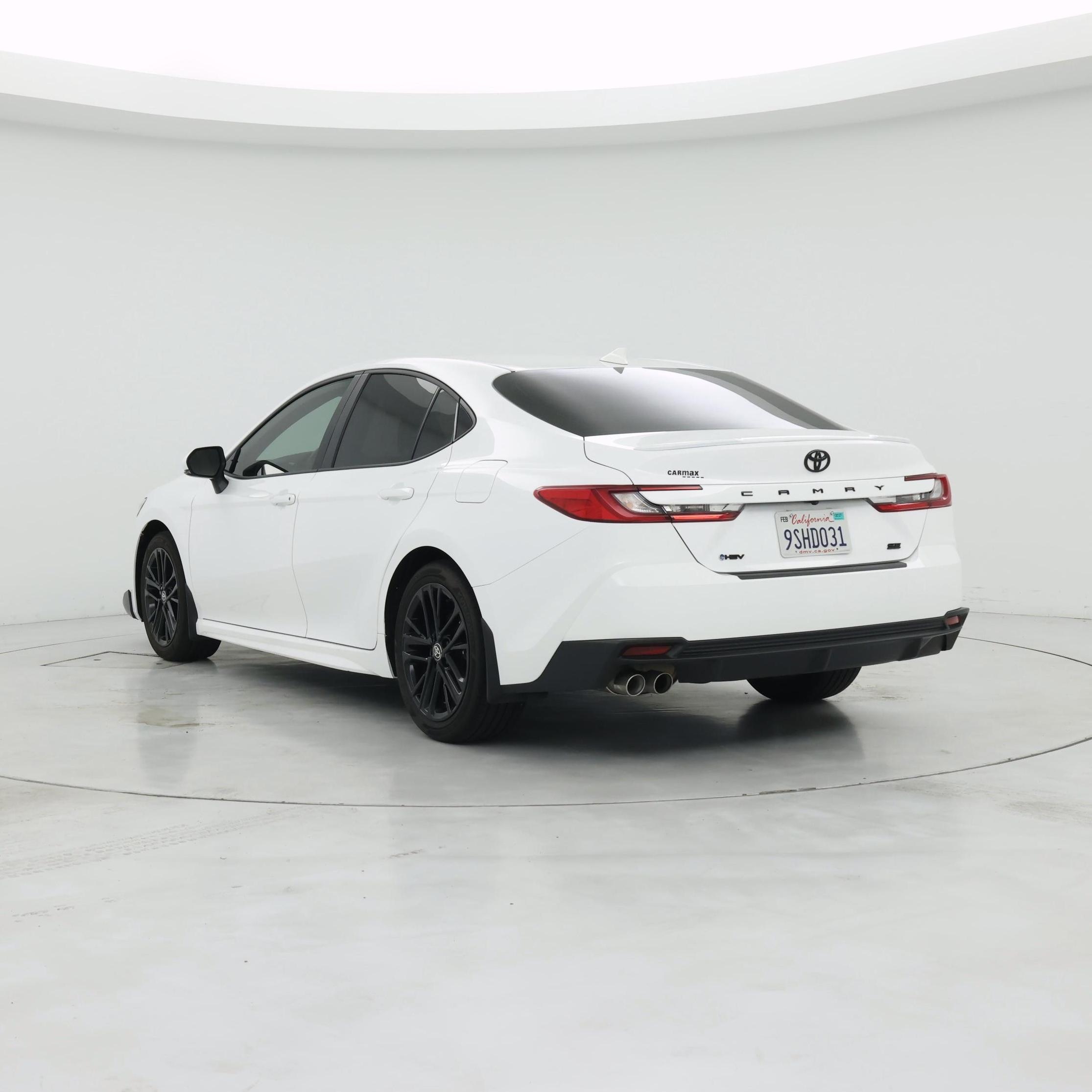 Thumbnail: 2025 Toyota Camry - 2