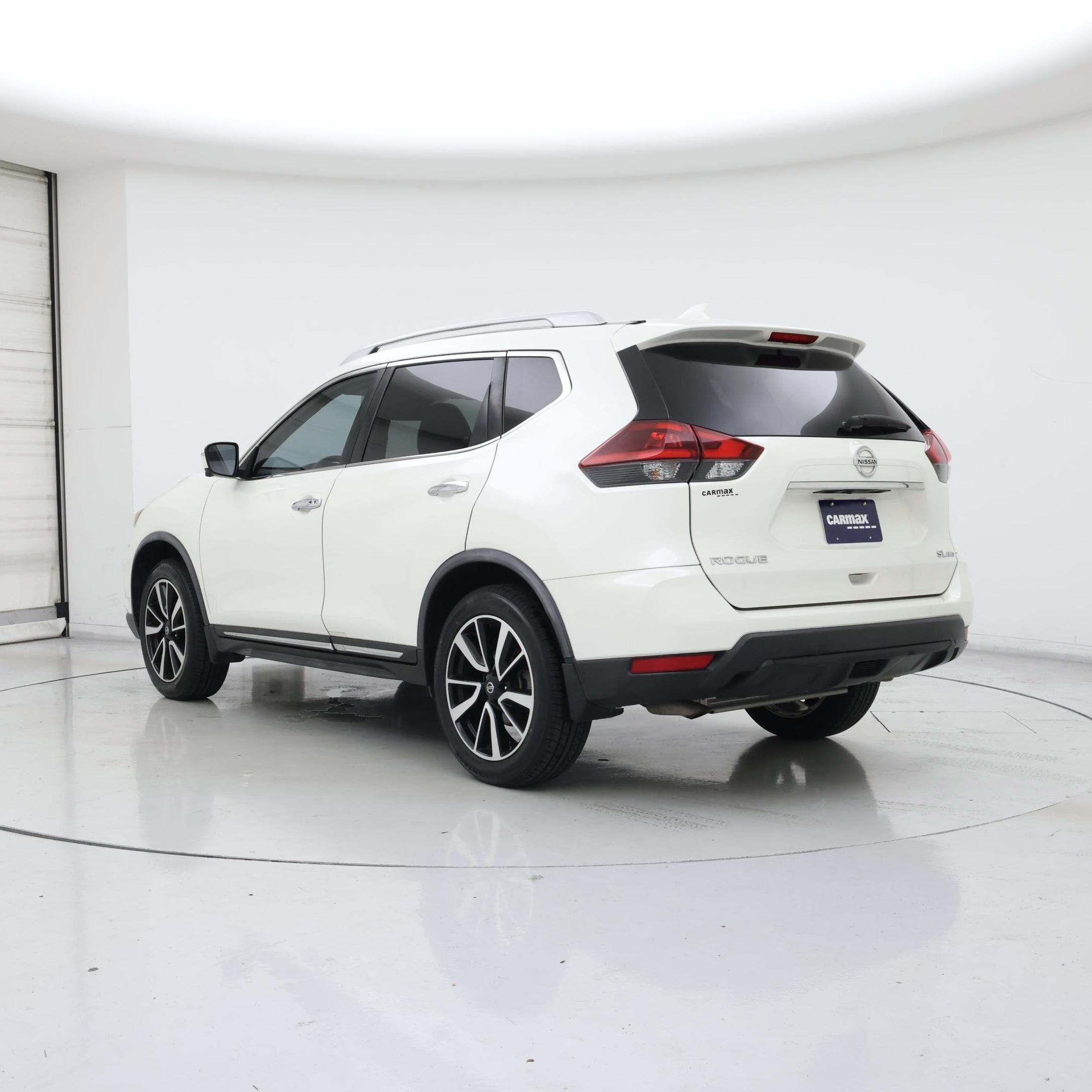 Thumbnail: 2018 Nissan Rogue - 2