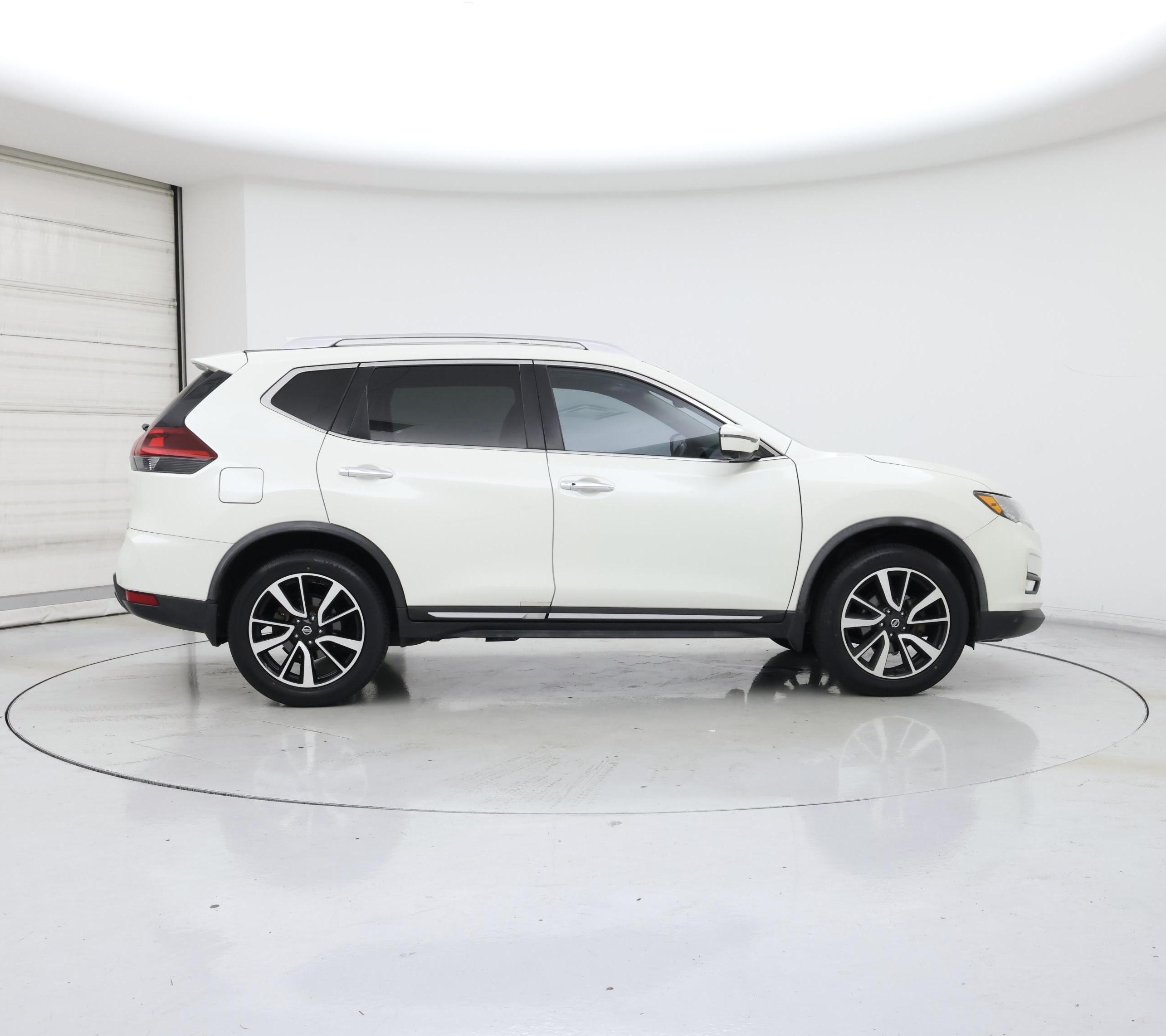 Thumbnail: 2018 Nissan Rogue - 7