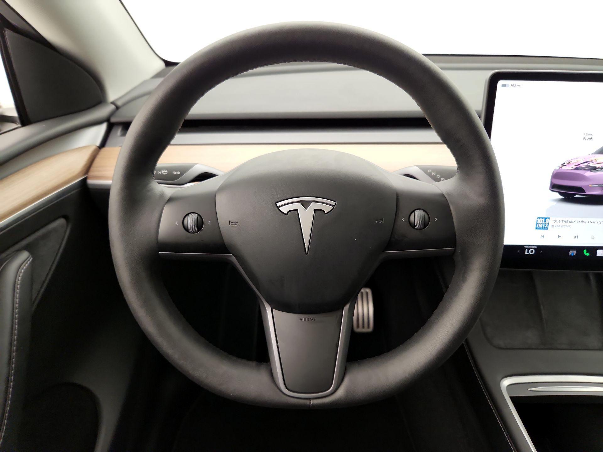 Thumbnail: 2023 Tesla Model Y - 10