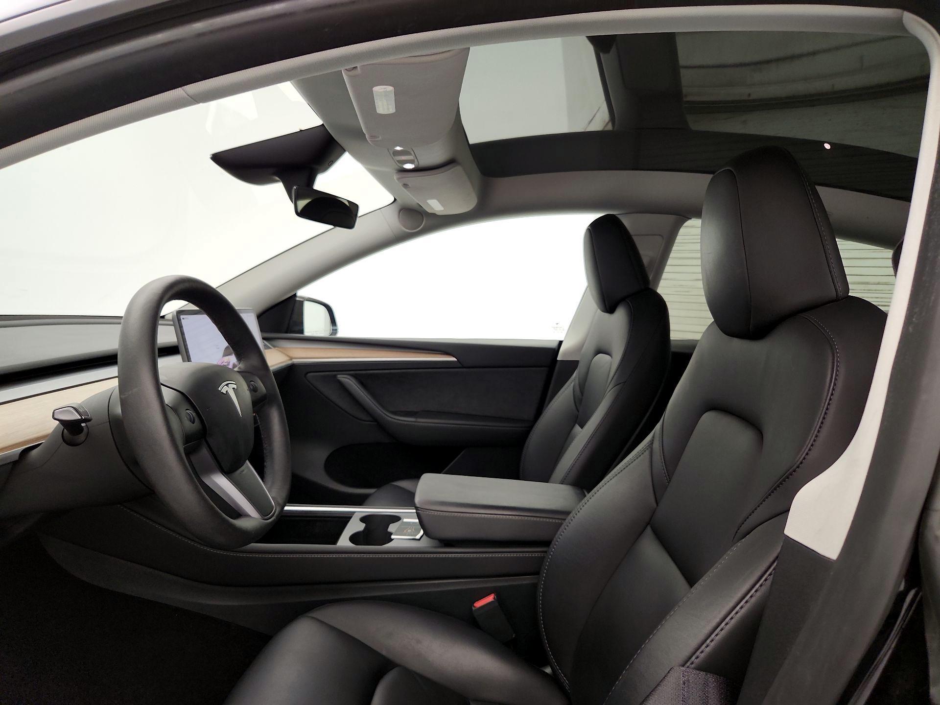 Thumbnail: 2023 Tesla Model Y - 18