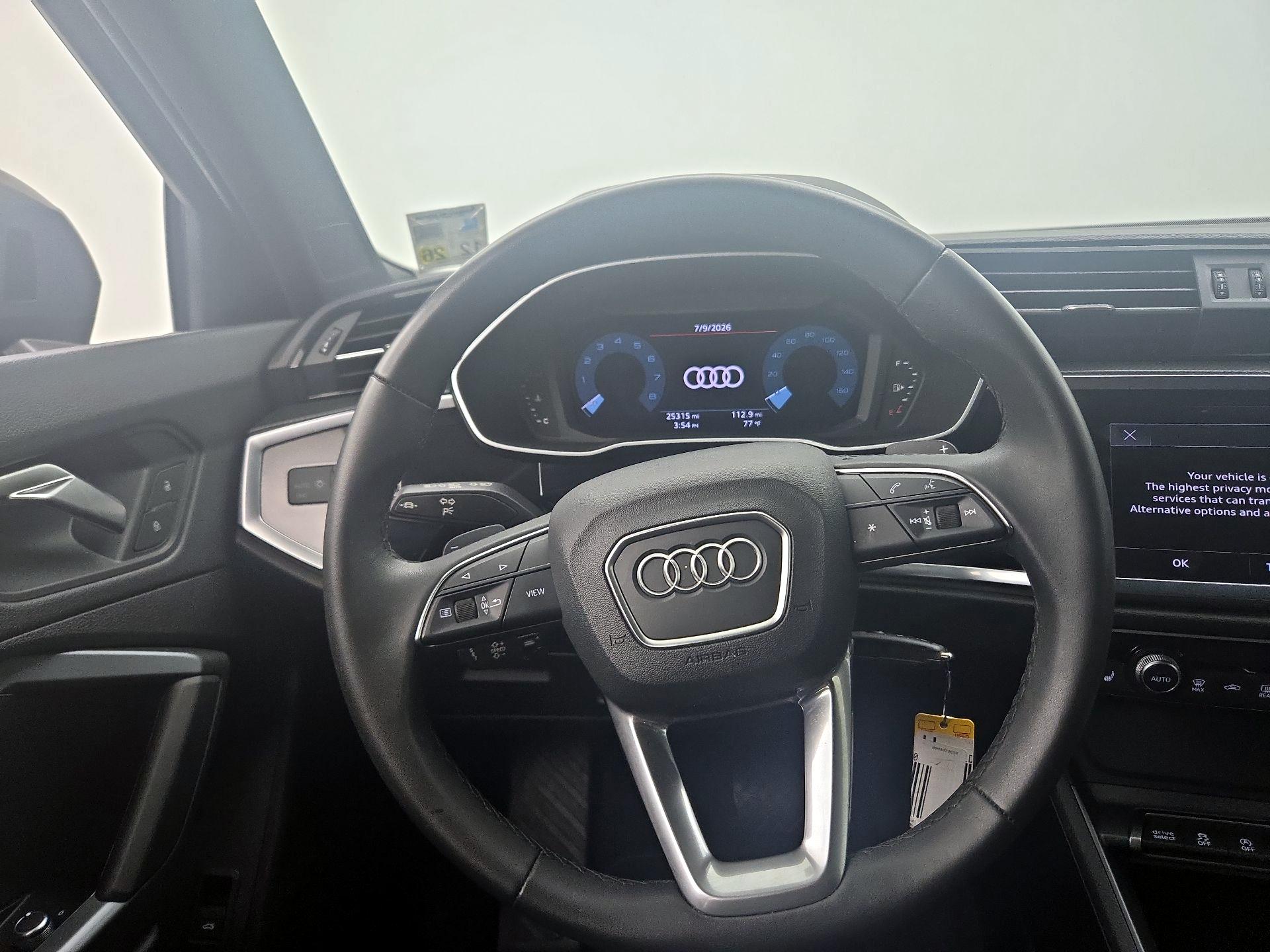 Thumbnail: 2024 Audi Q3 - 10