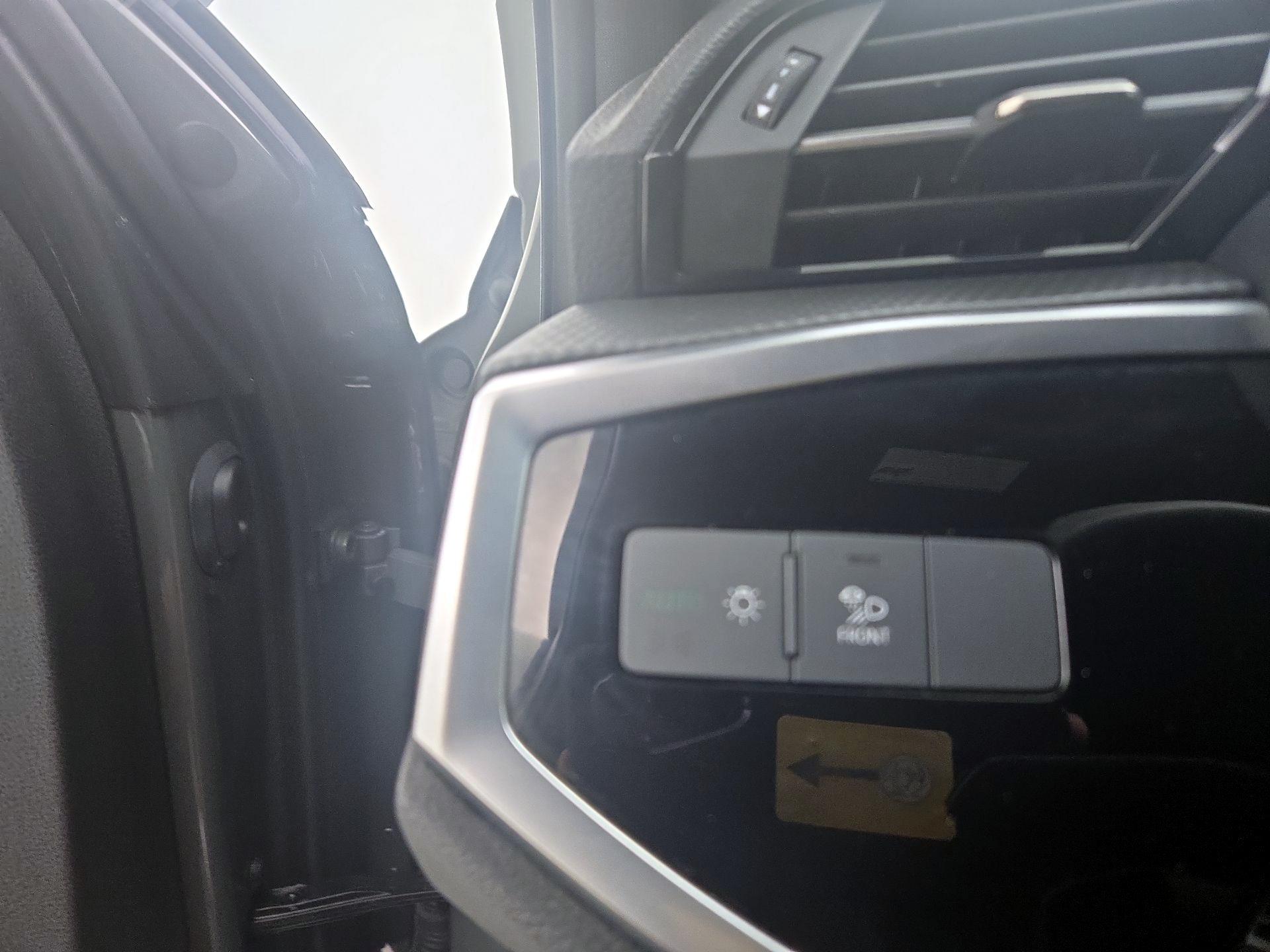 Thumbnail: 2024 Audi Q3 - 13