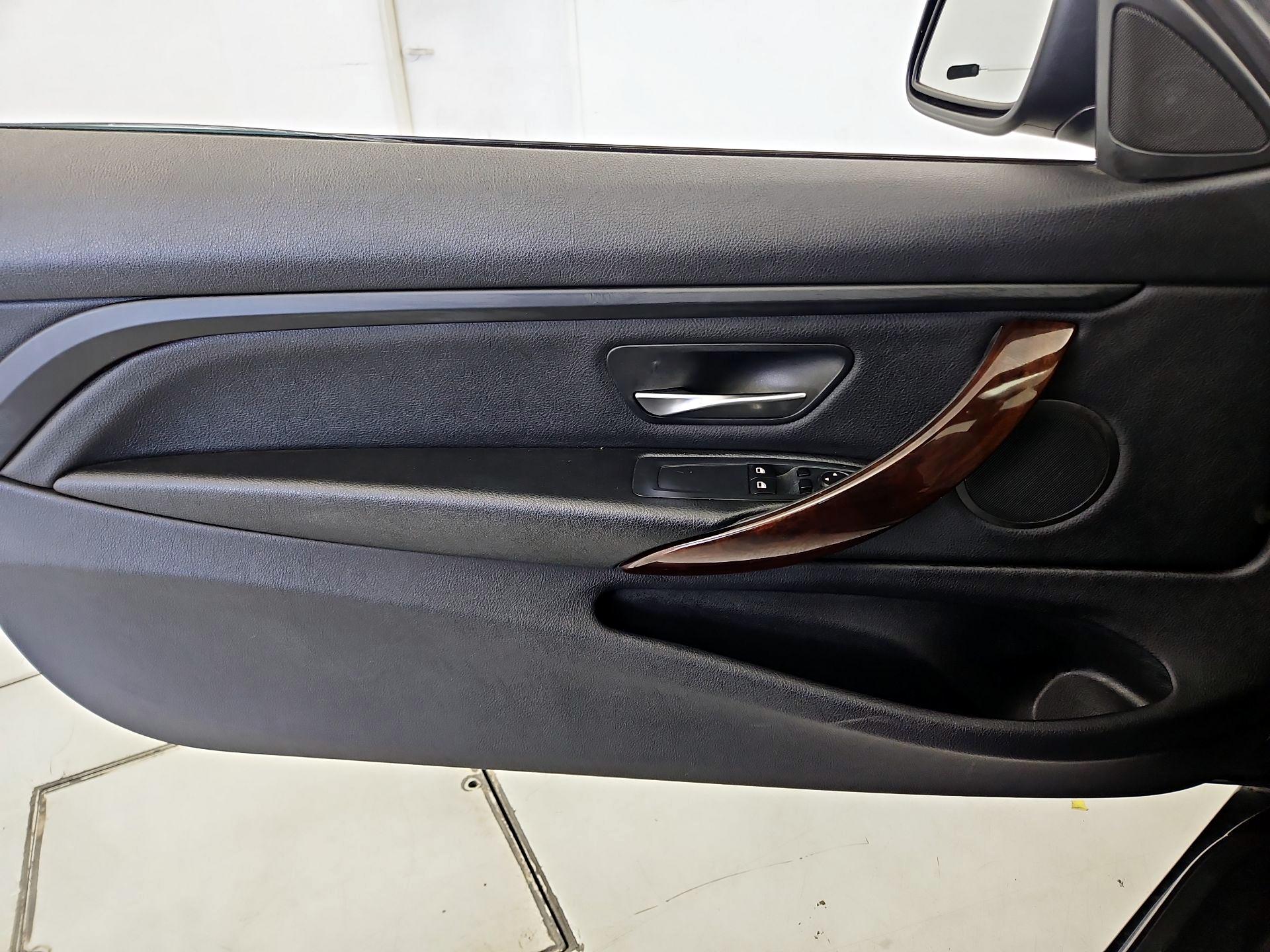 Thumbnail: 2015 BMW 4 Series - 12