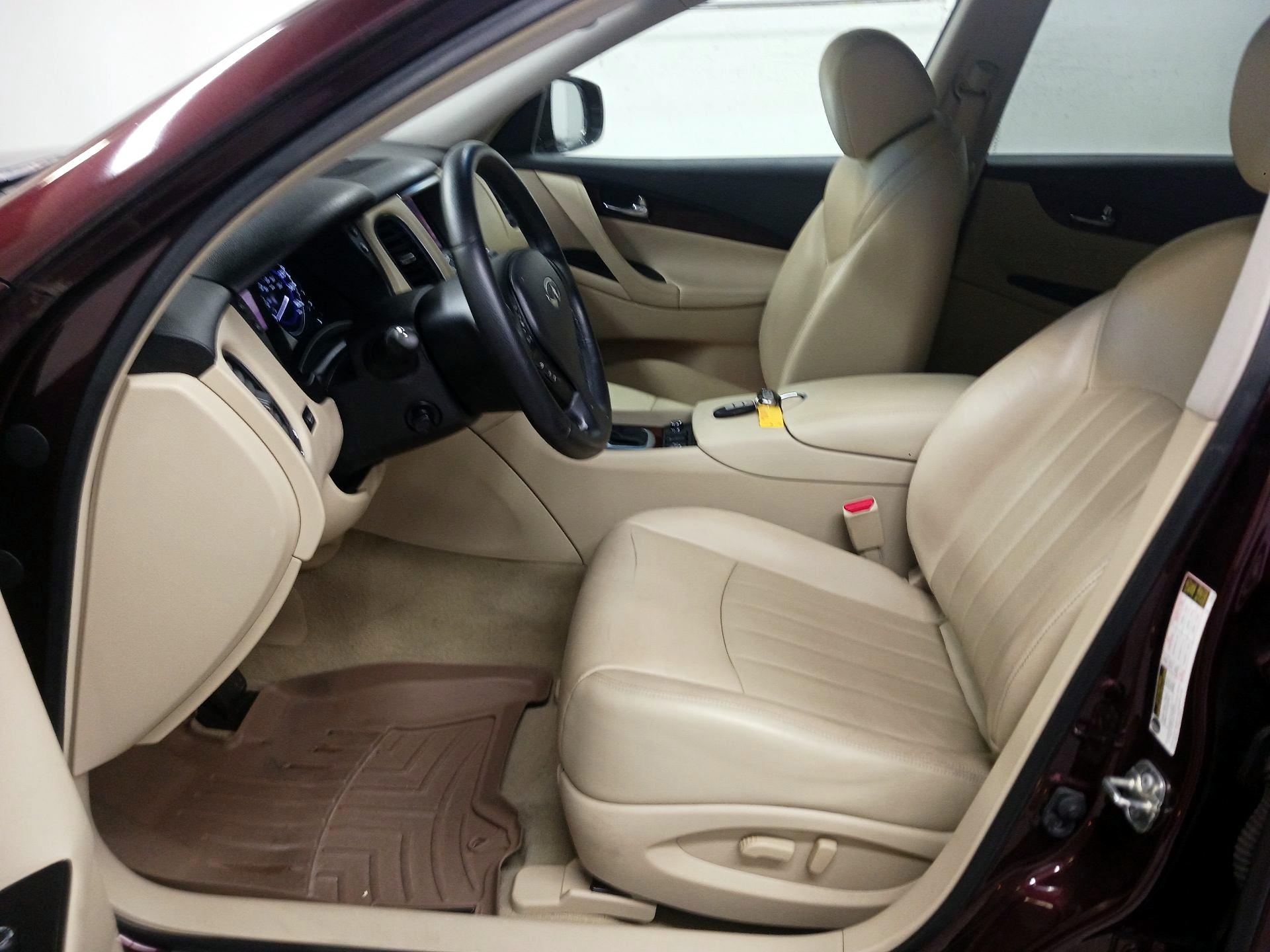 Thumbnail: 2016 INFINITI QX50 - 11