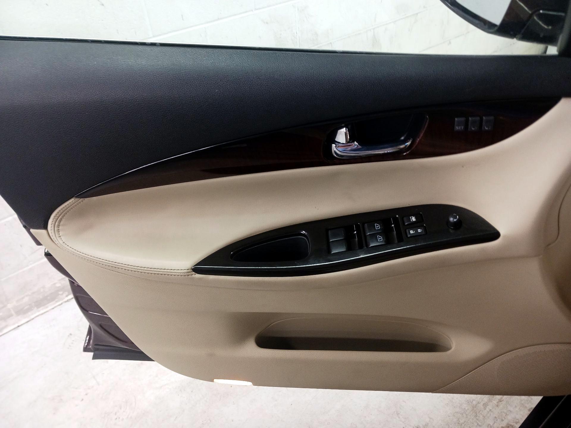 Thumbnail: 2016 INFINITI QX50 - 12