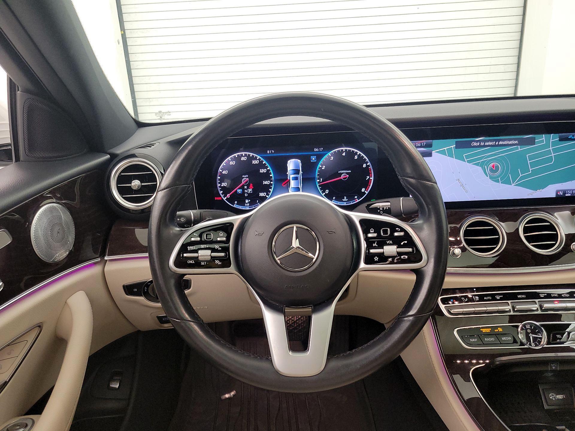 Thumbnail: 2020 Mercedes-Benz E-Class - 10