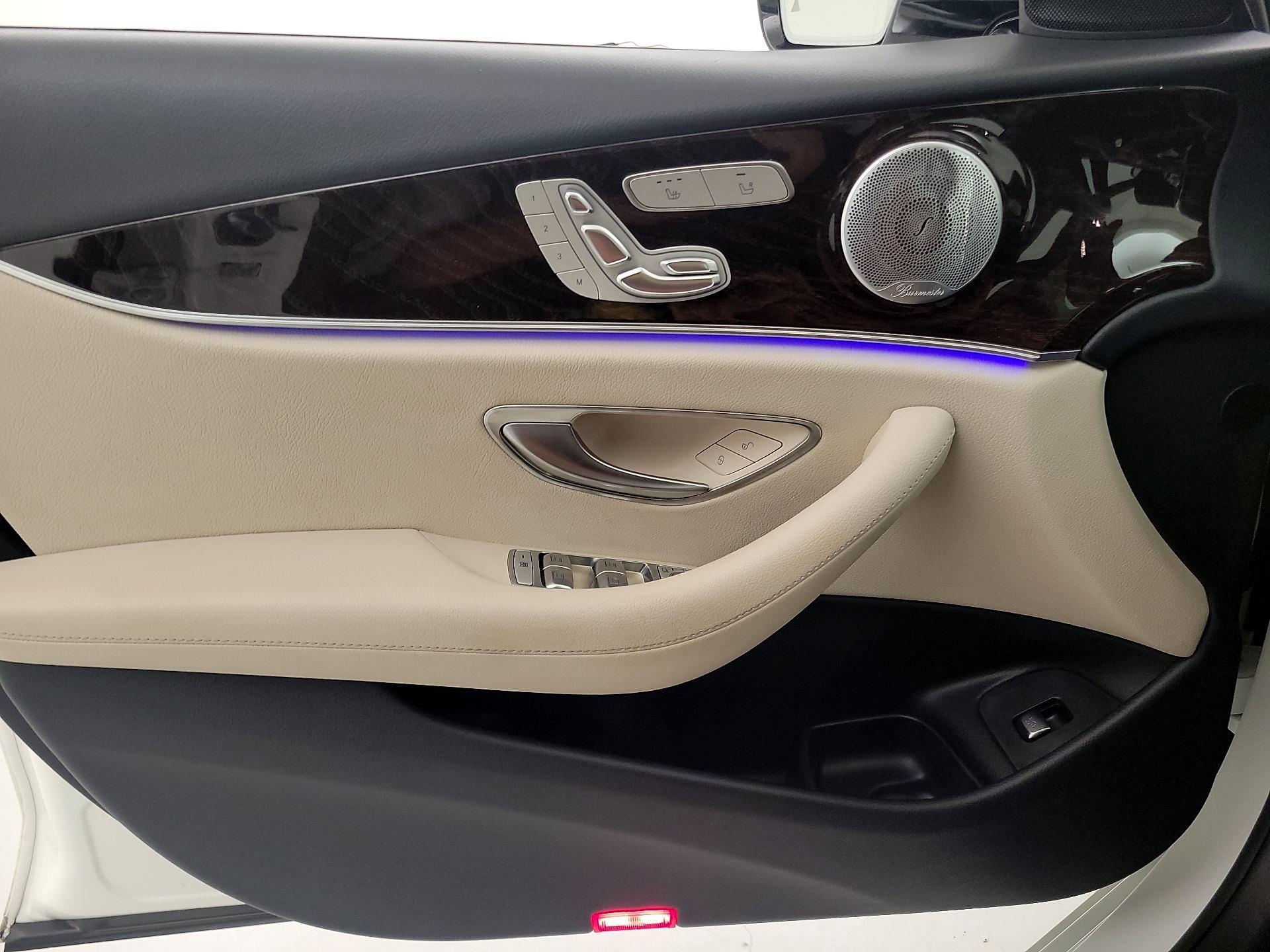 Thumbnail: 2020 Mercedes-Benz E-Class - 12