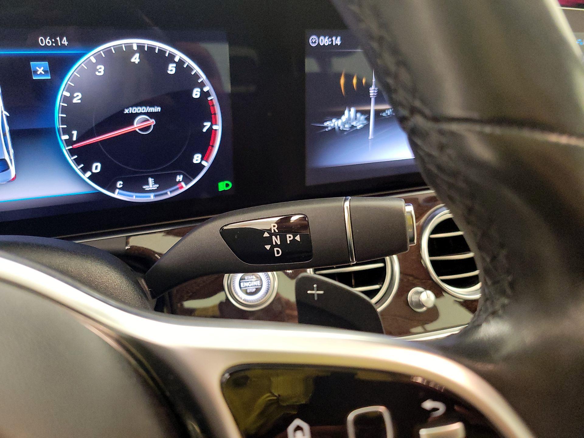 Thumbnail: 2020 Mercedes-Benz E-Class - 18