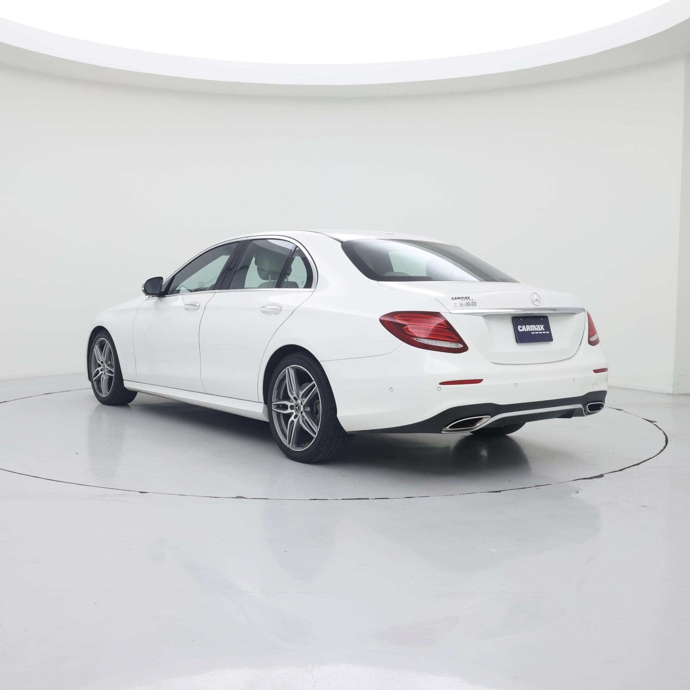 Thumbnail: 2020 Mercedes-Benz E-Class - 2