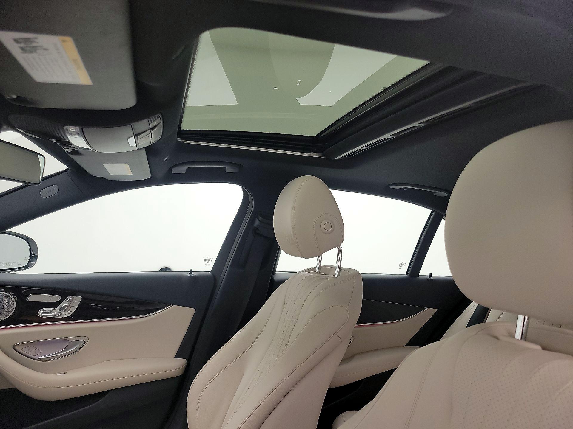 Thumbnail: 2020 Mercedes-Benz E-Class - 20