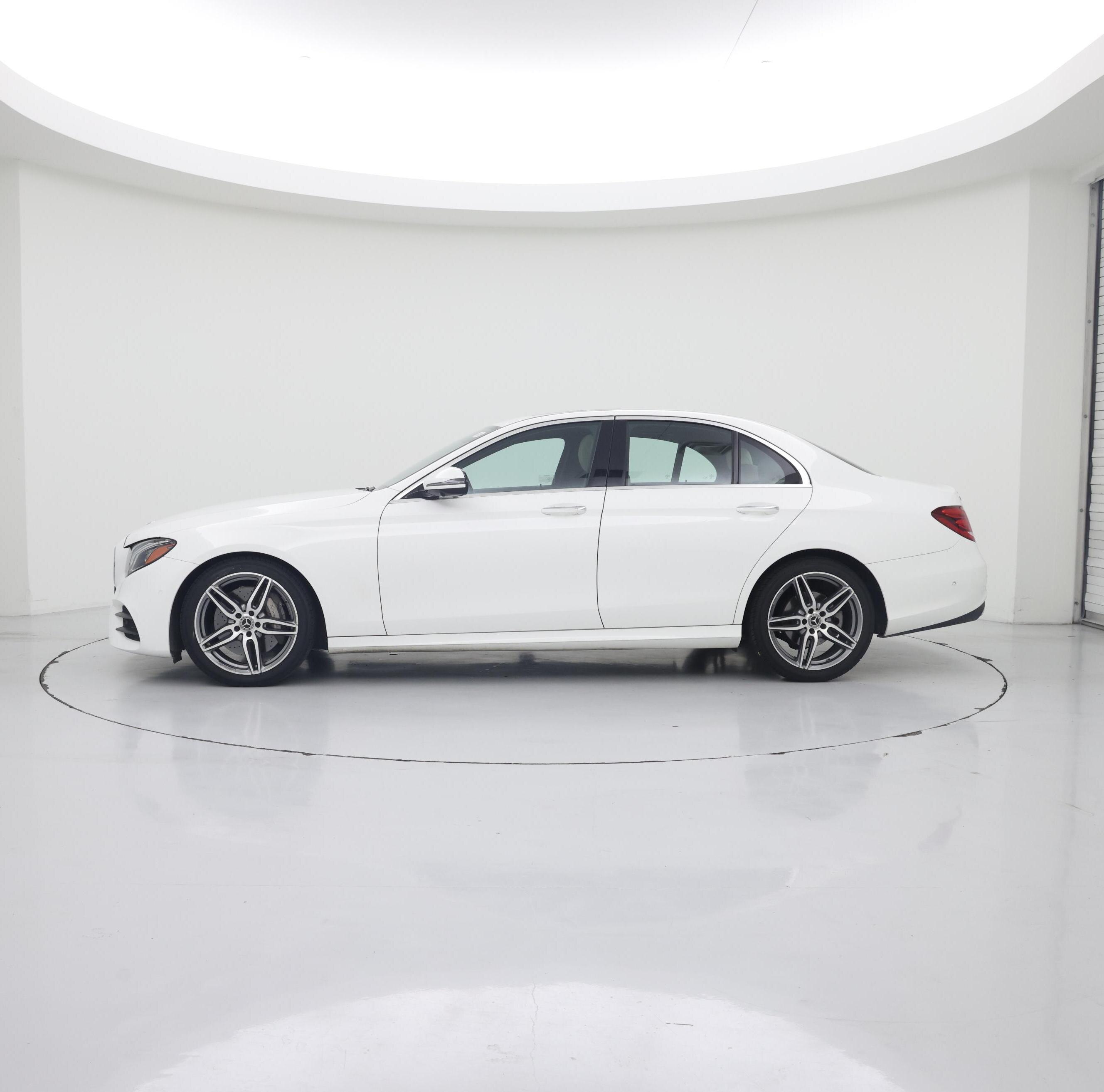 Thumbnail: 2020 Mercedes-Benz E-Class - 3
