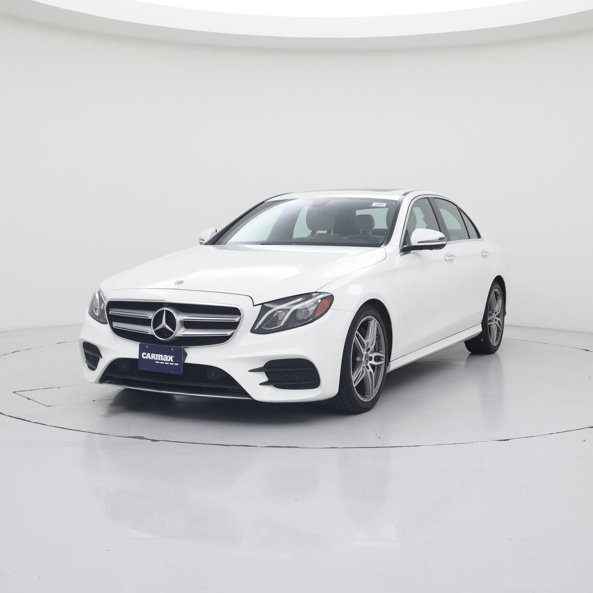 Thumbnail: 2020 Mercedes-Benz E-Class - 4