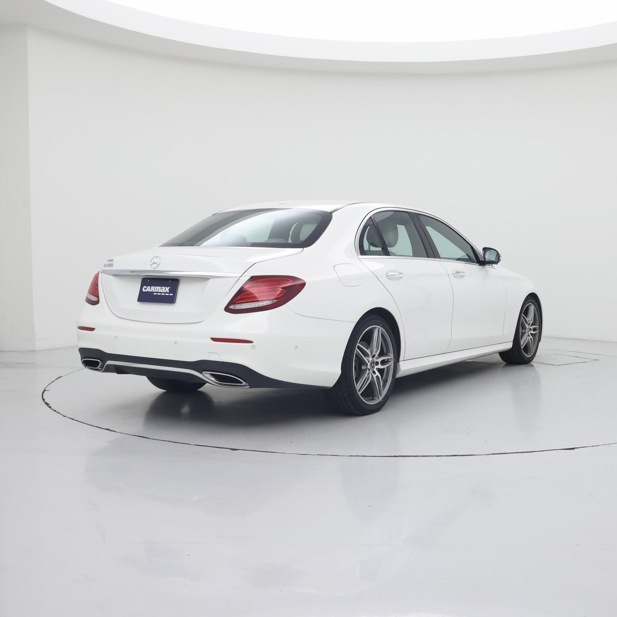 Thumbnail: 2020 Mercedes-Benz E-Class - 8