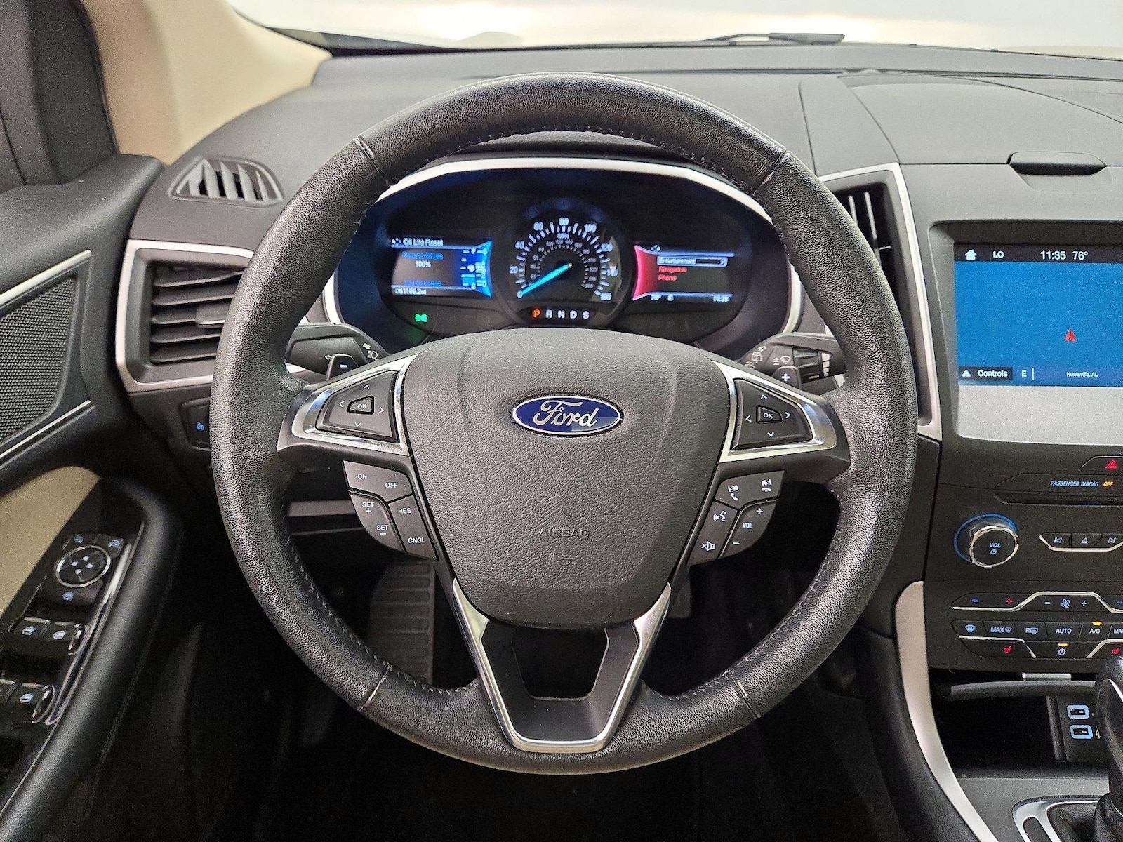 2017 Ford Edge SEL - Photo 11