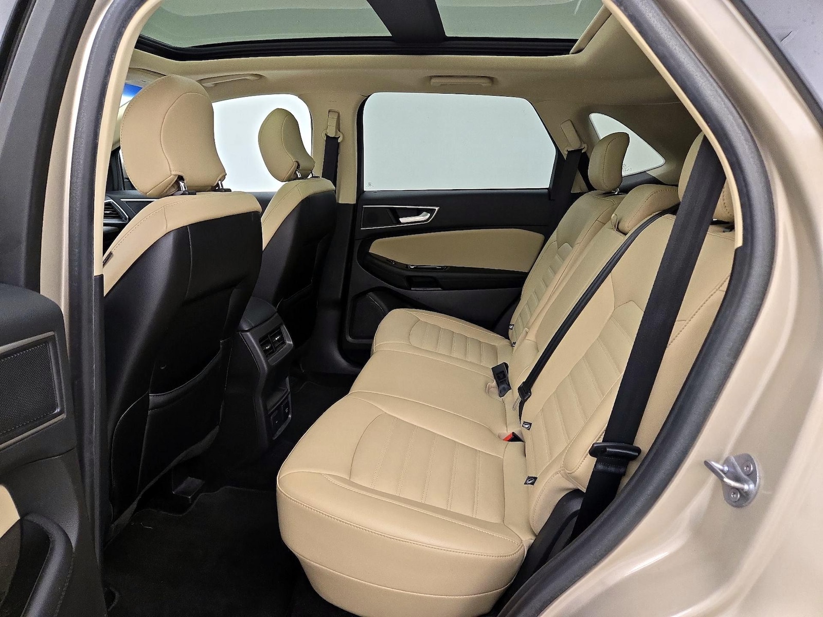 2017 Ford Edge SEL - Photo 22